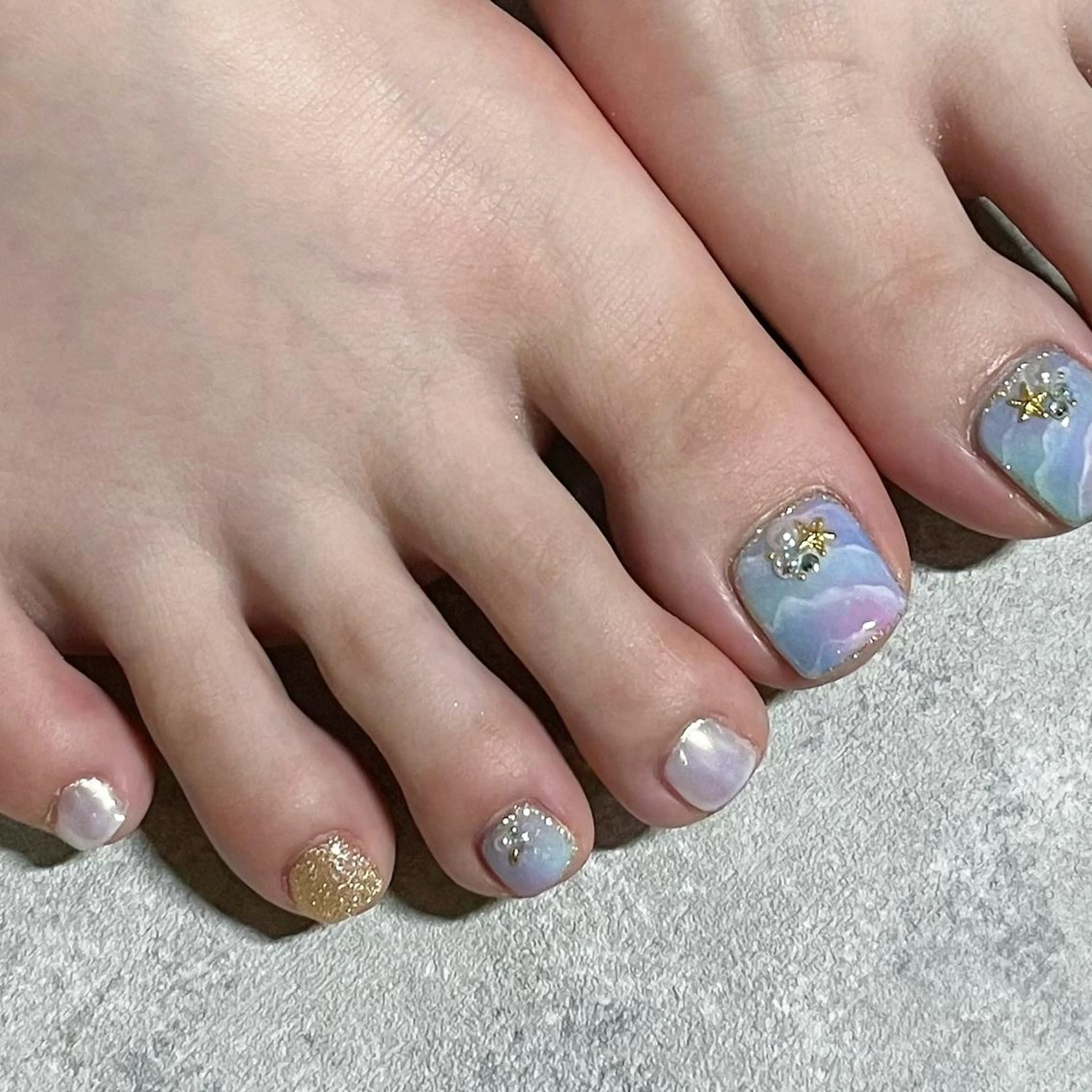 ネイル ジェルネイル 東 千夏のネイルデザイン