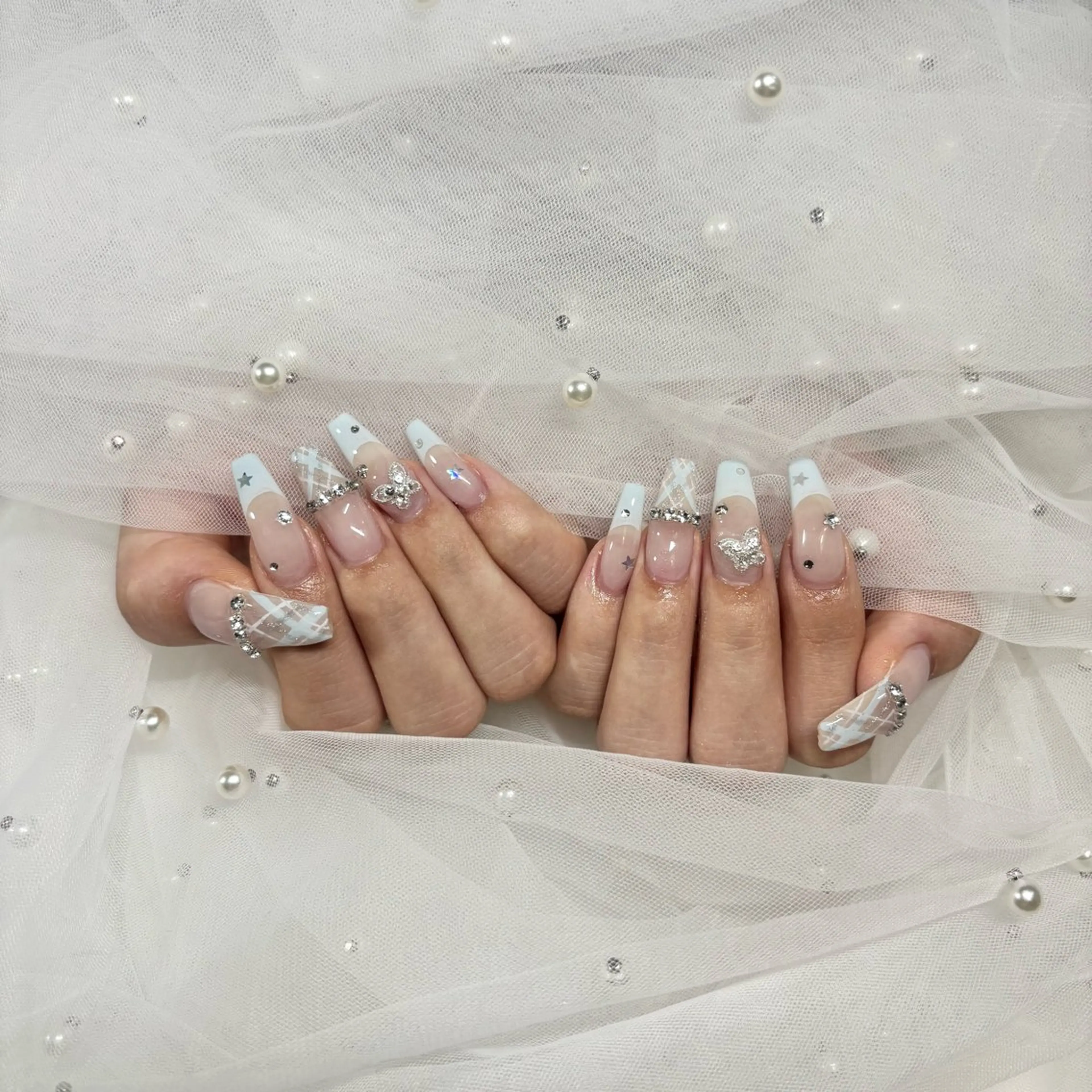 ネイル ハンドネイル ୨୧ mio୨୧のネイルデザイン