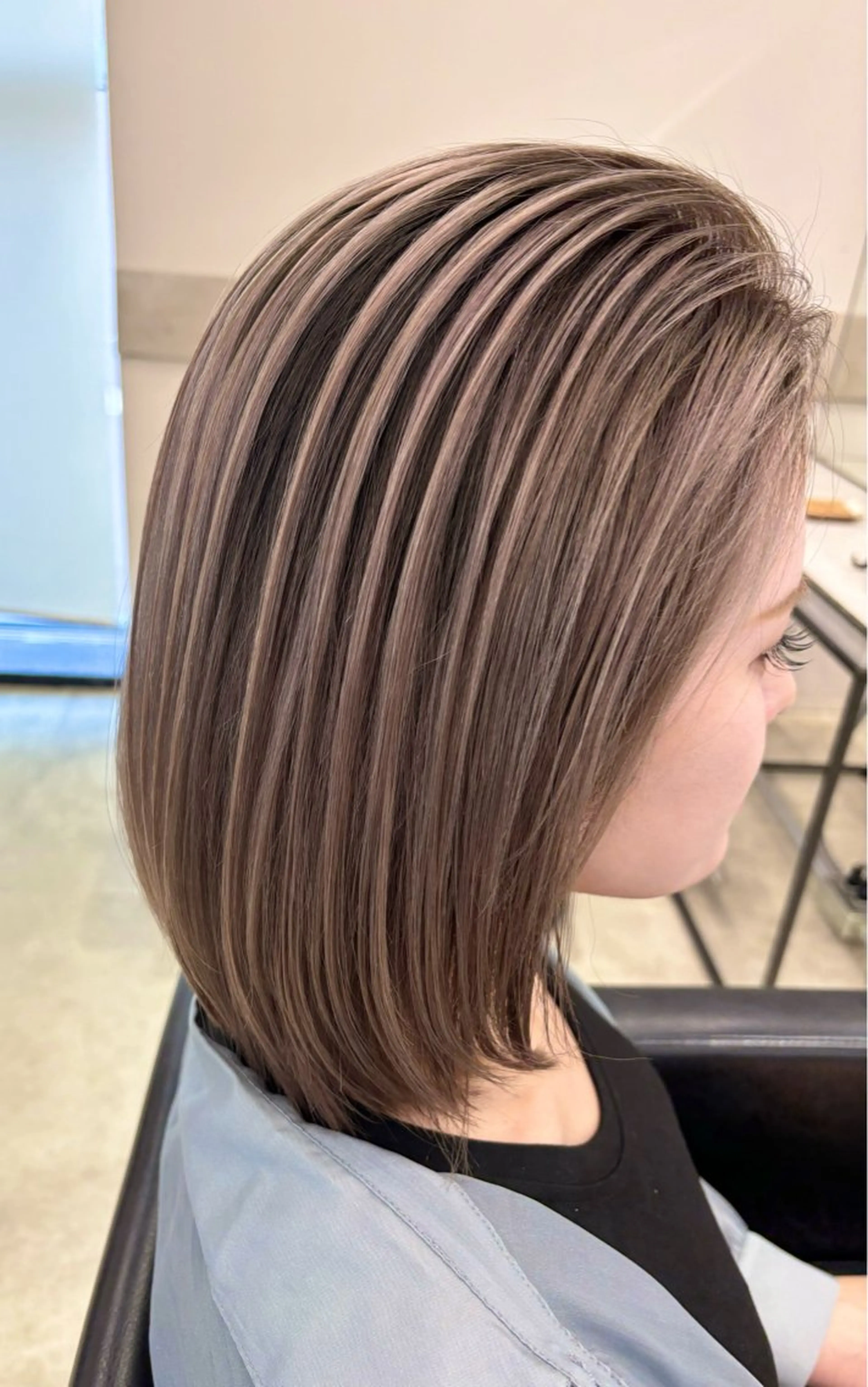 ミディアム ヘアカラー トリートメント 渋谷ハイトーン/ デザインカラー阿部のヘアスタイル