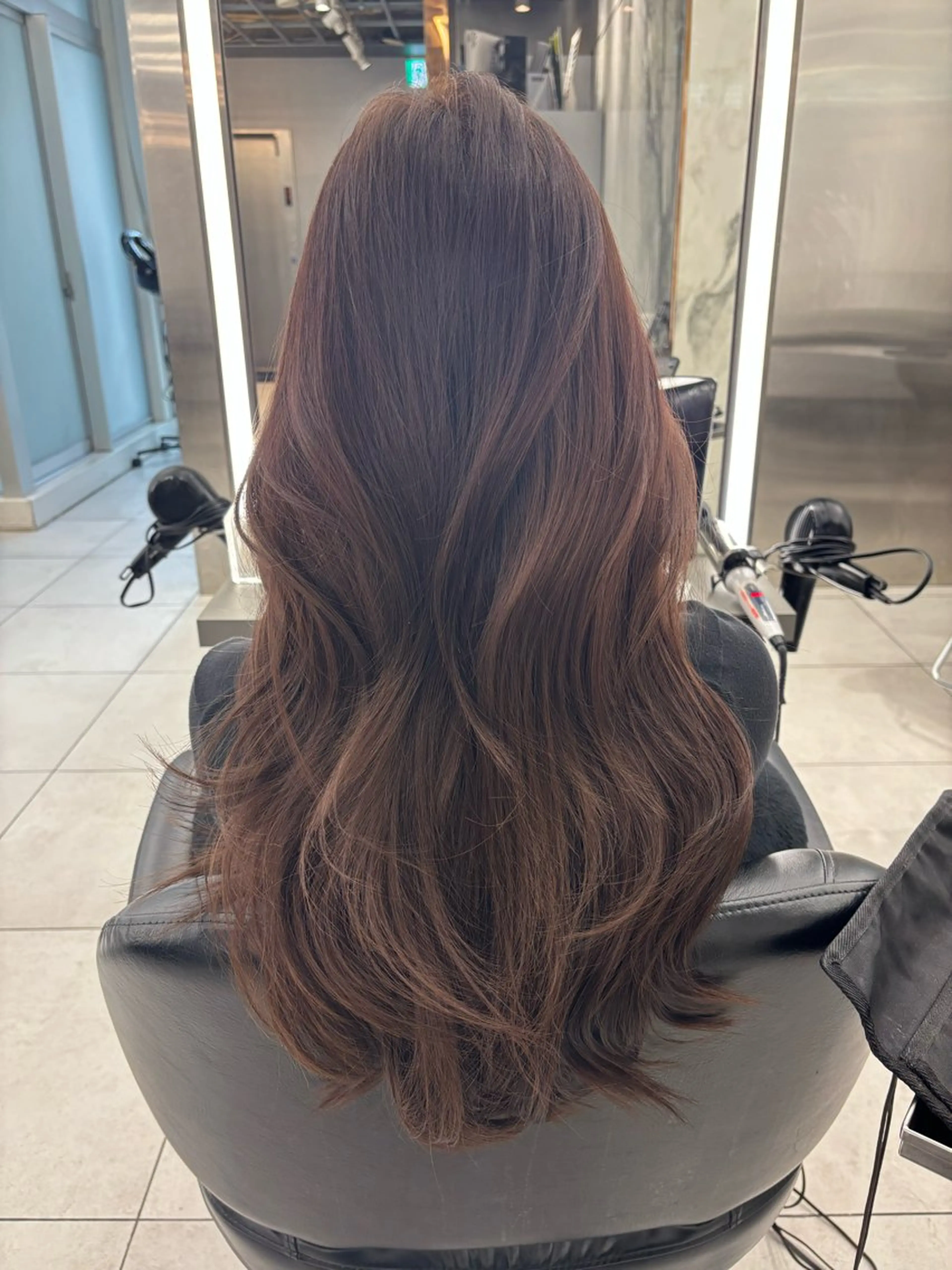 ロング カラー ヘアカラー トリートメント oto／透明感カラー /うる艶カラーのヘアスタイル