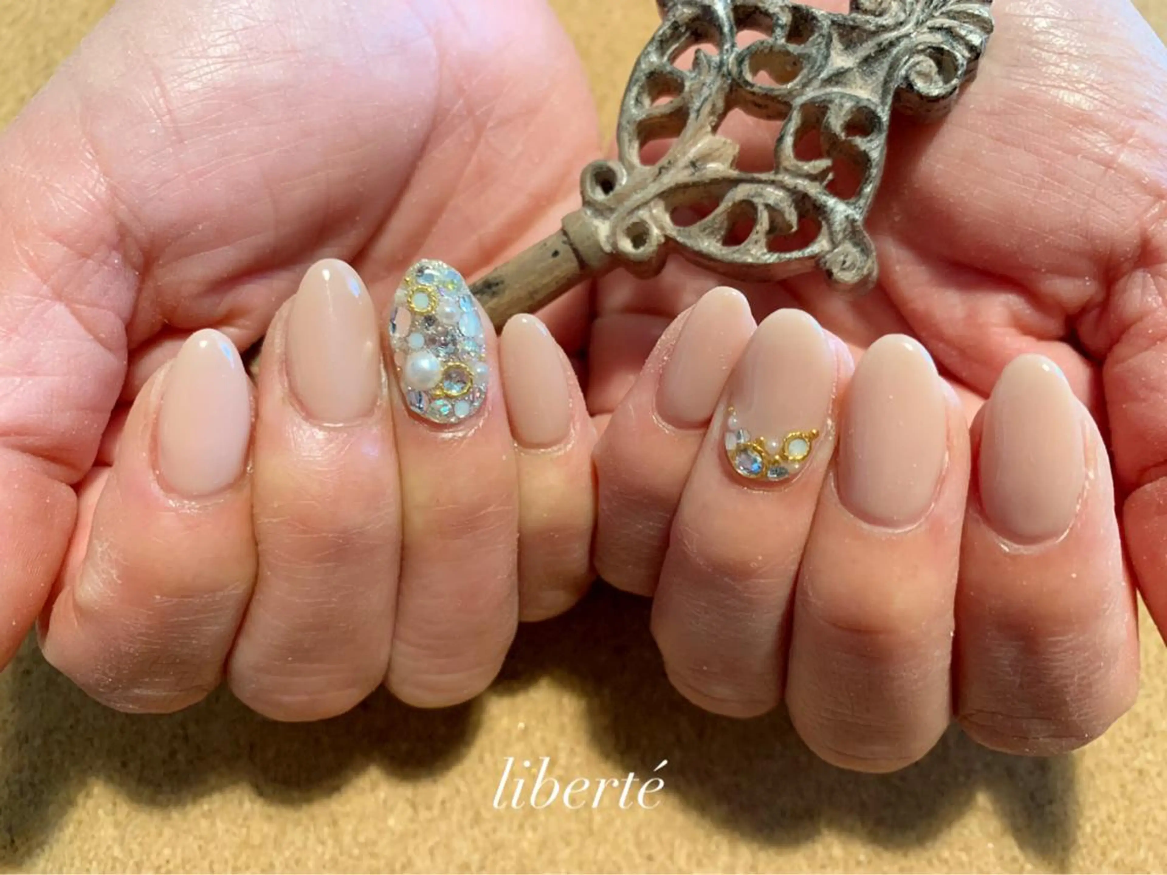 ネイル liberté (リベルテ)のネイルデザイン