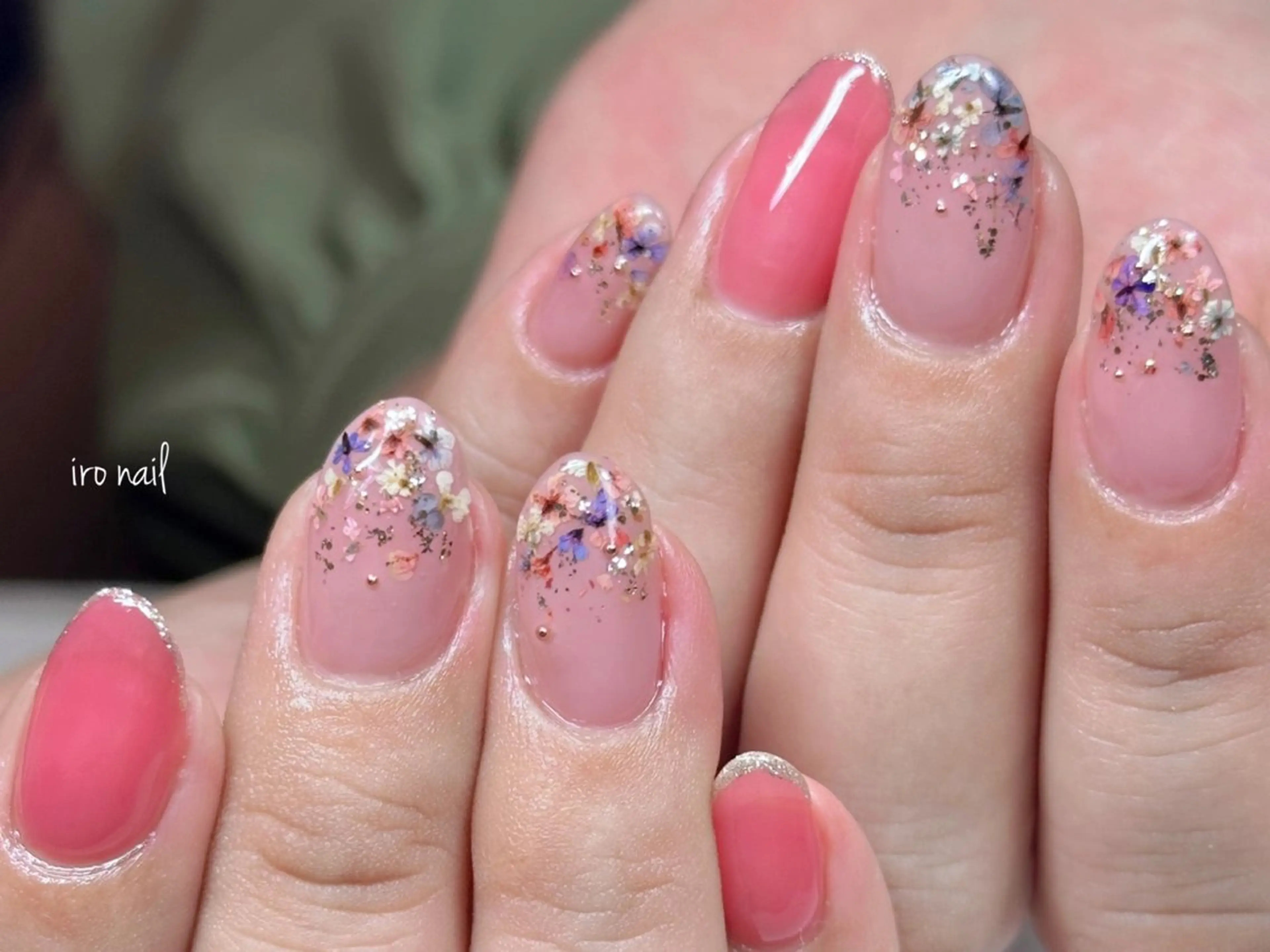 ネイル ironail -イロネイル-のネイルデザイン