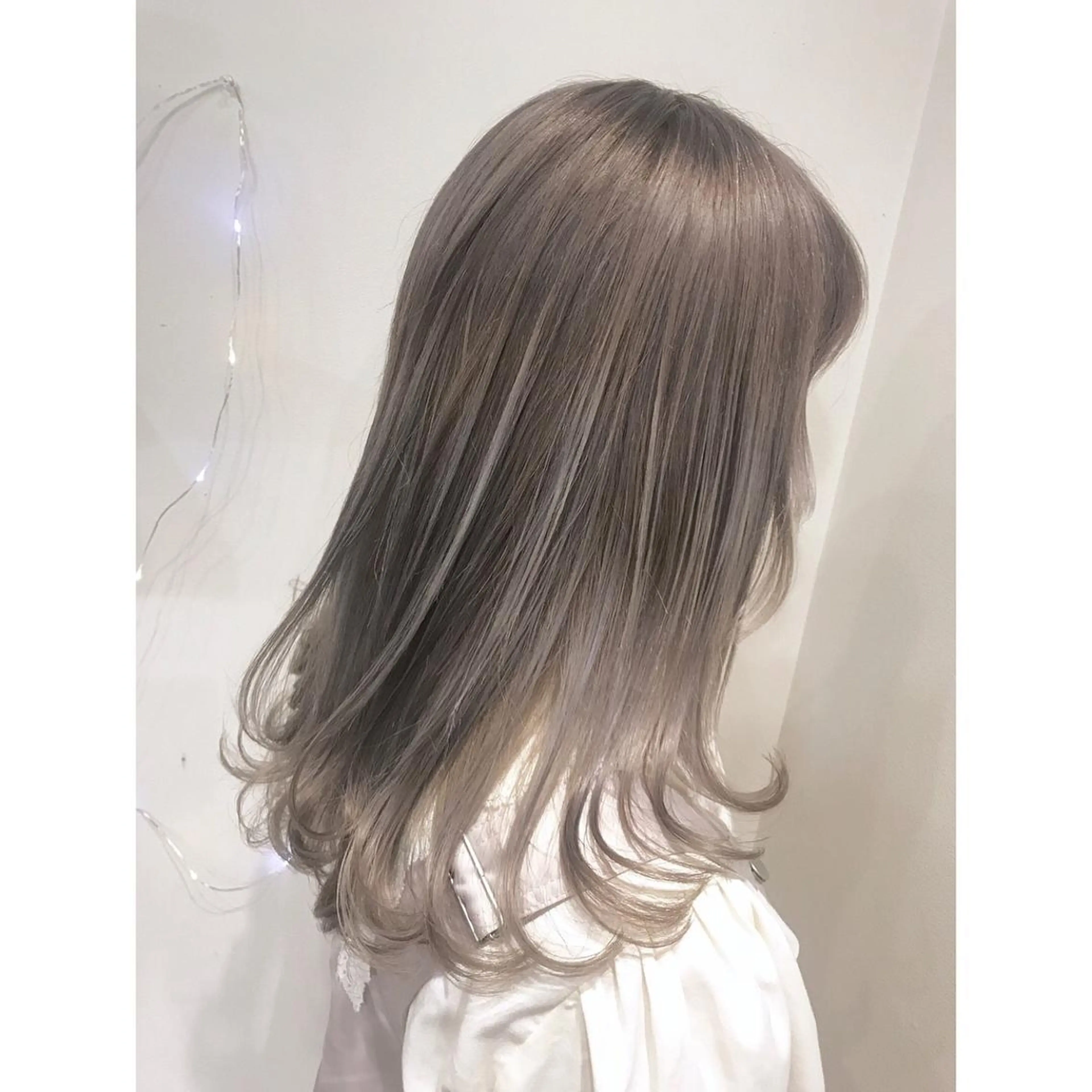 ロング カラー 透明感カラー グレージュ 似合わせ提案サラ艶♡ 彩華のヘアスタイル