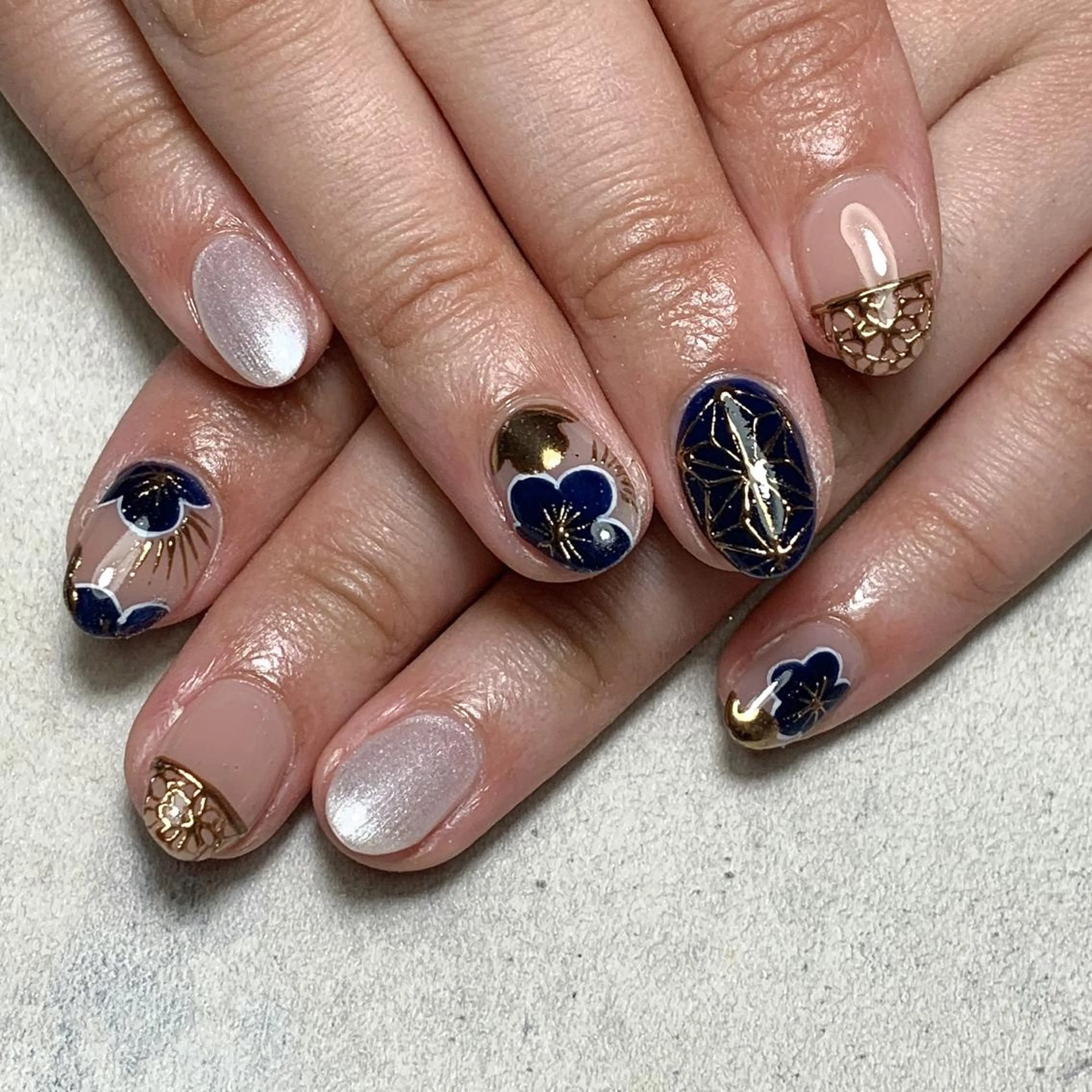 ネイル ハンドネイル atelier　FIORITURA所属・FIORITURA aiのネイルデザイン