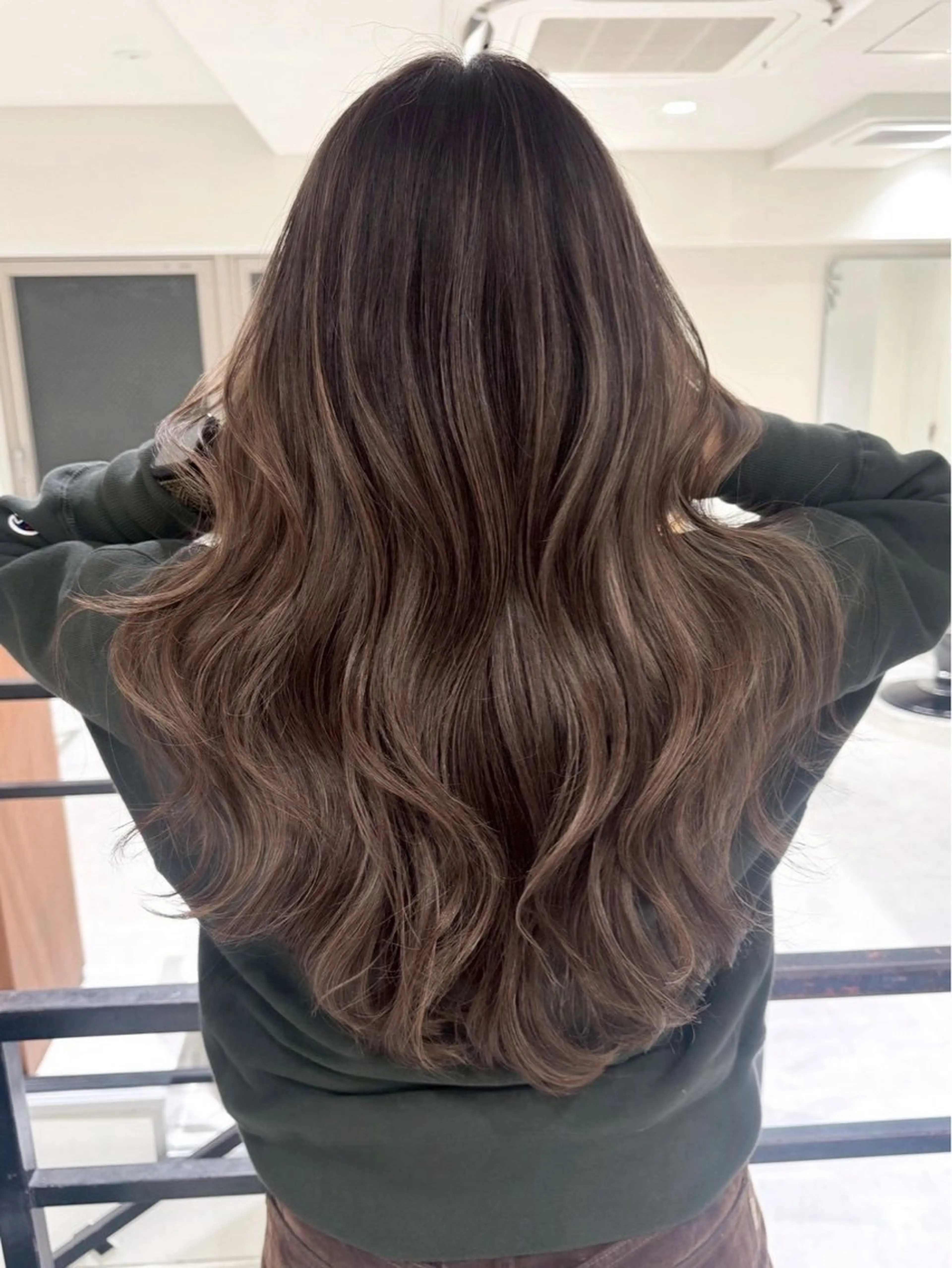 ロング カラー カット ヘアカラー トリートメント Amaretto かなのヘアスタイル