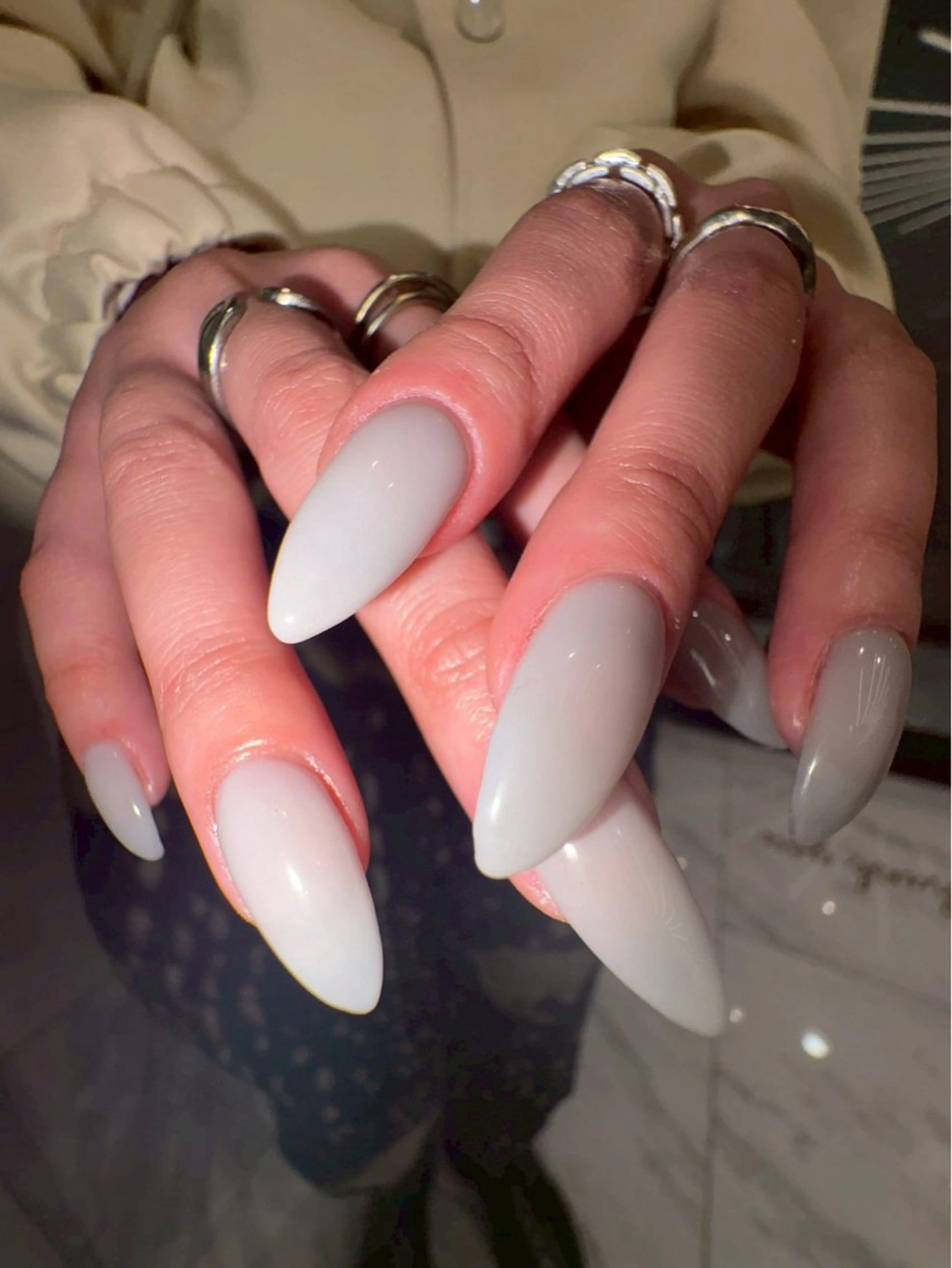 ネイル レイヤー／マツエク 💋𝑨𝑵𝑵𝑨のヘアスタイル