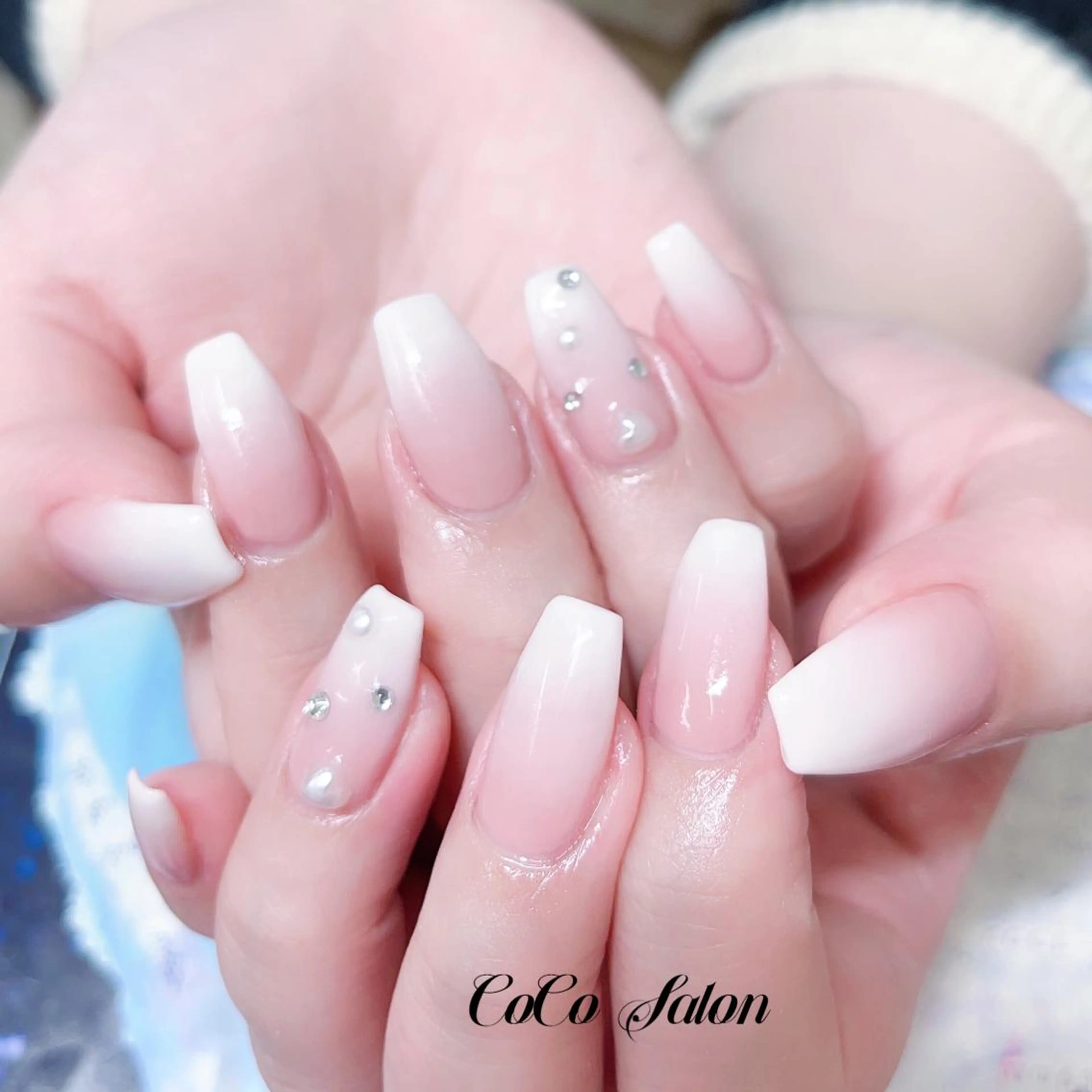 ネイル 長さ出し ジェルネイル グラデーション ハート 韓国ネイル ハンドネイル CoCoSalon ネイル/まつ毛予約のネイルデザイン