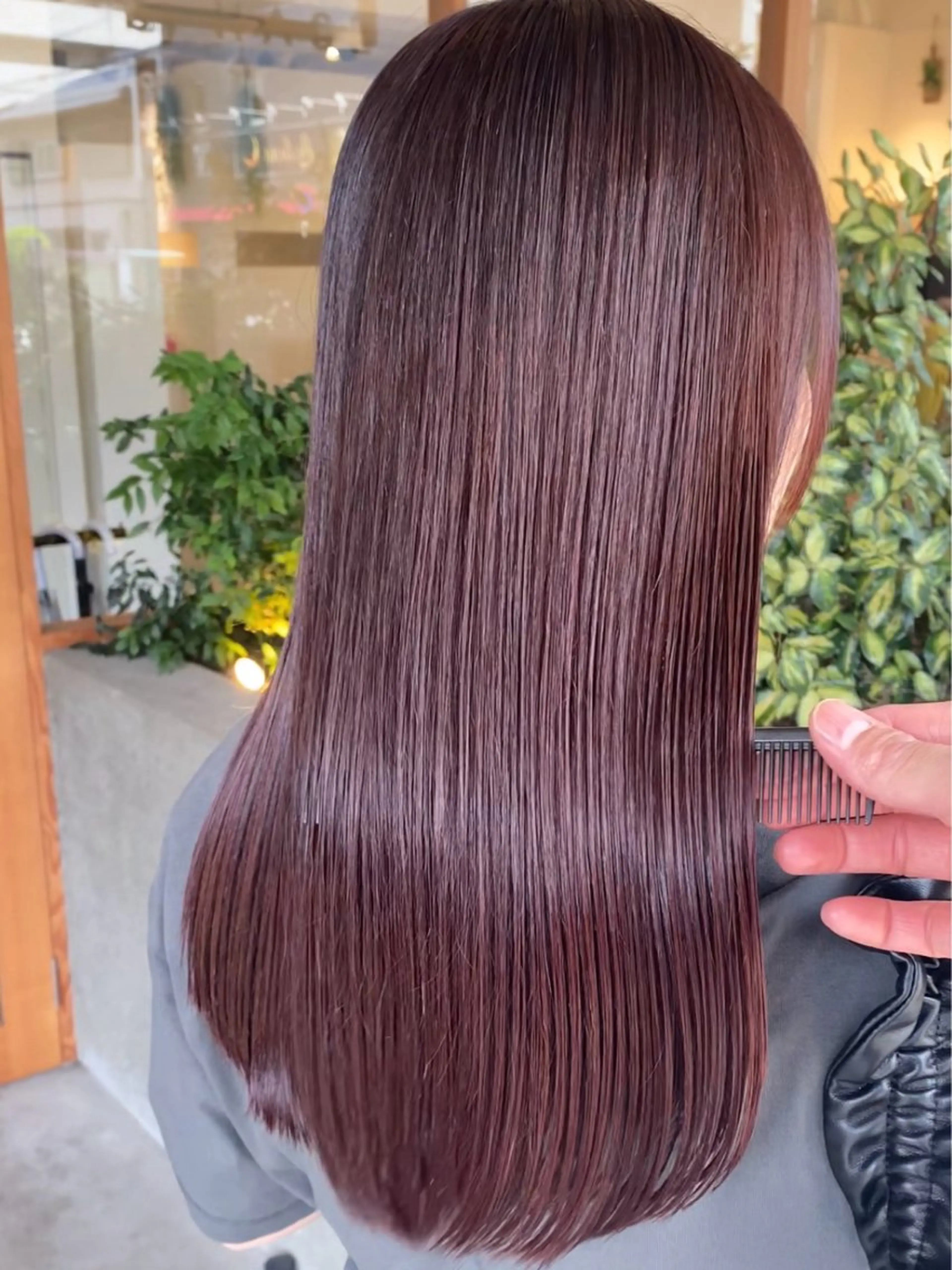 ロング カラー トリートメント 荻野 結衣のヘアスタイル