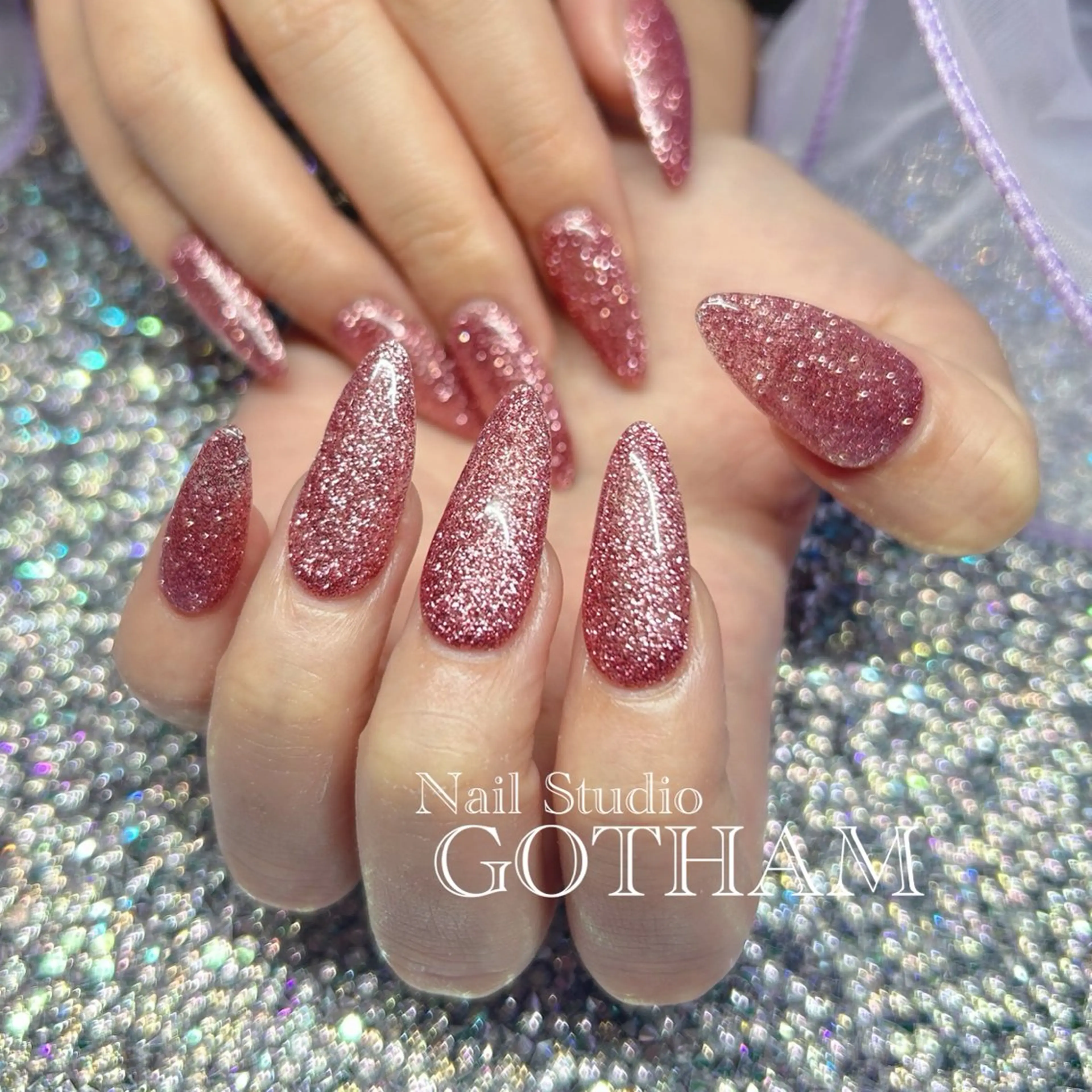 ネイル Nail Studio GOTHAM所属・高円寺駅からすぐ🌈 ネイルGOTHAMのネイルデザイン