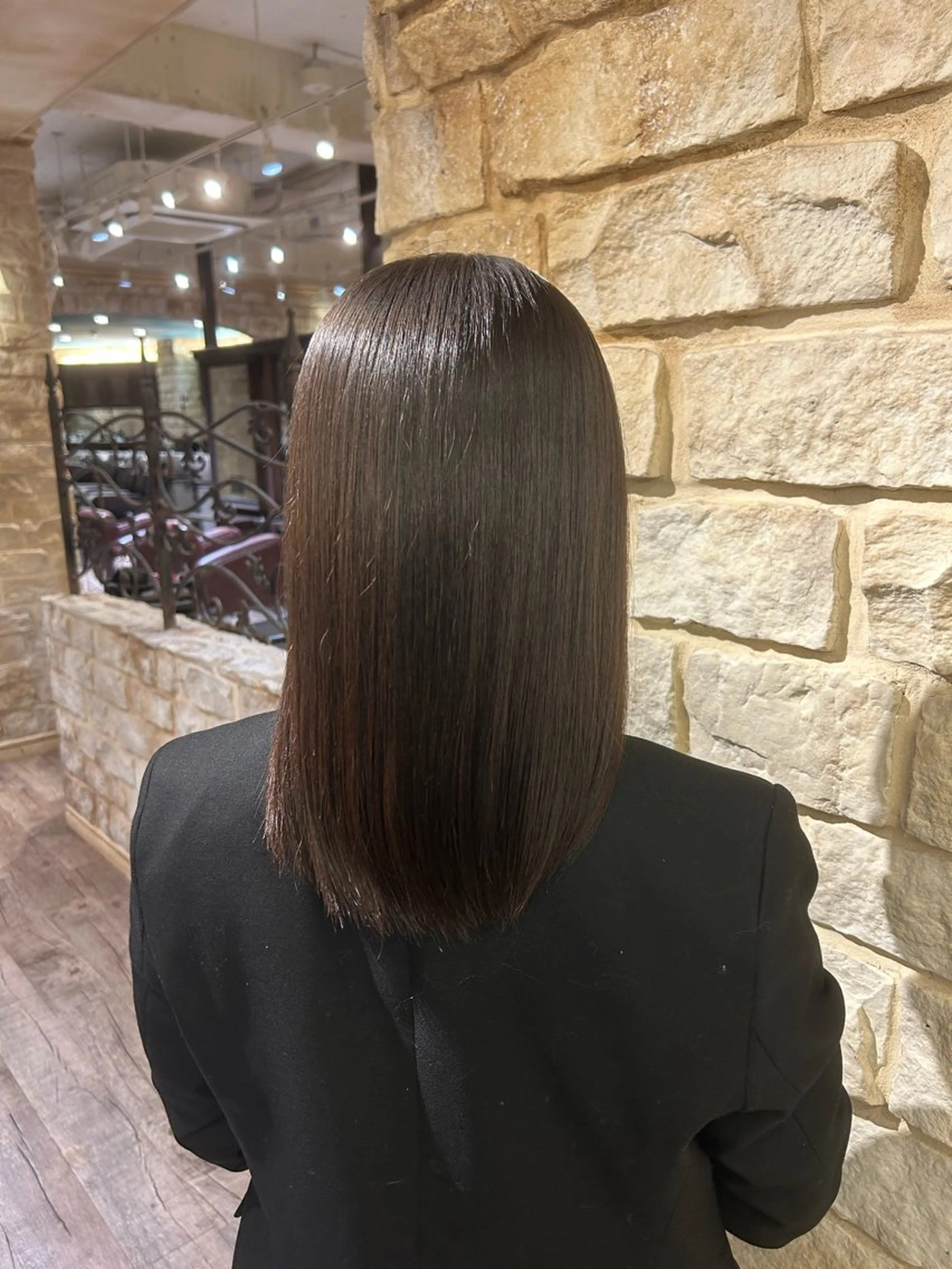 カラー Mei /オリーブ カラー/アレンジのヘアスタイル