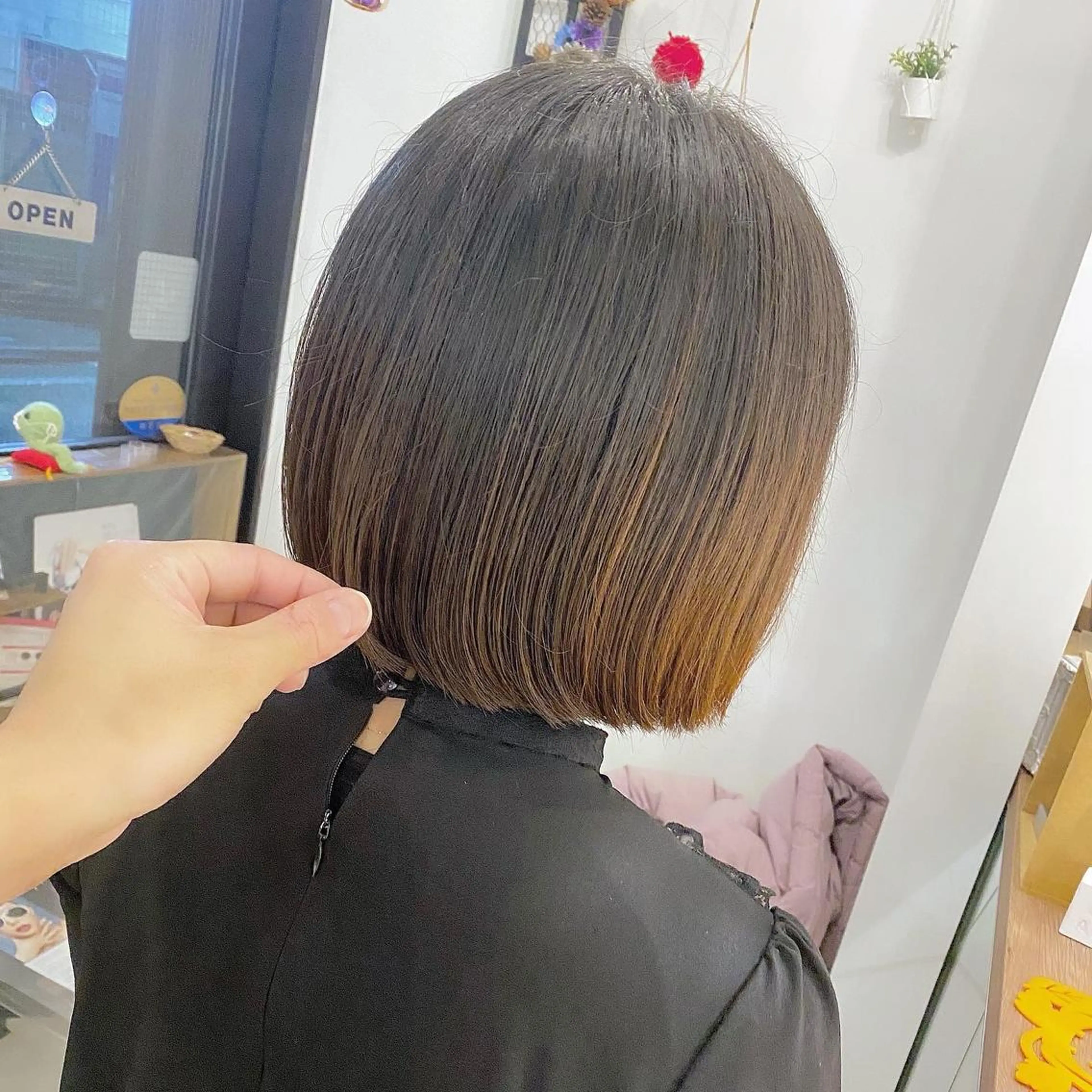 ショート ショートボブ ボブ 髪質改善 ショートヘア SALOWIN 池袋Suite店所属・髪質改善特化 安東駿介のヘアスタイル