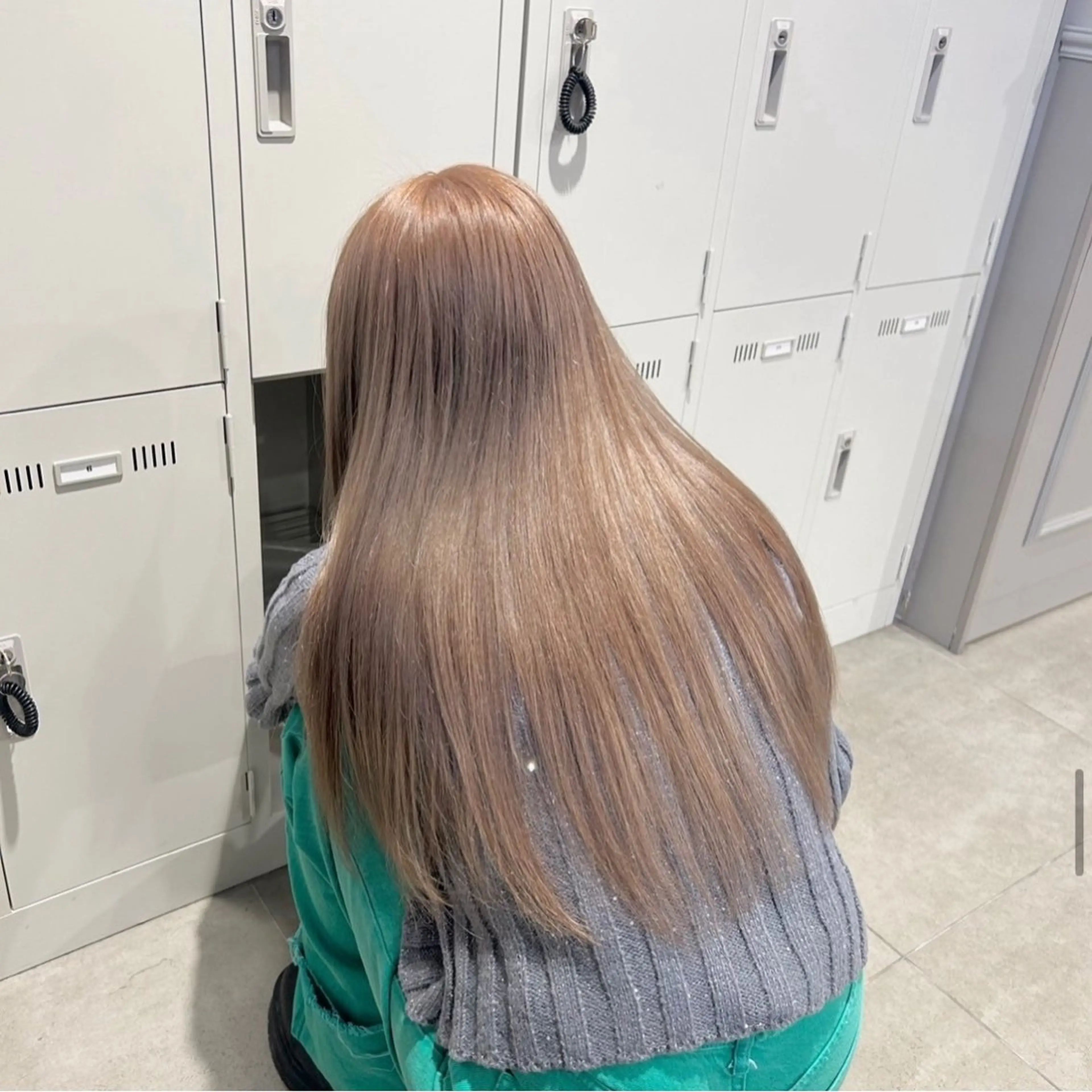 カラー パーマ ヘアアレンジ メンズ カット ヘアカラー トリートメント ヘッドスパ ヘアセット 🤍レイヤーカット/ ベージュヘア🤍のヘアスタイル