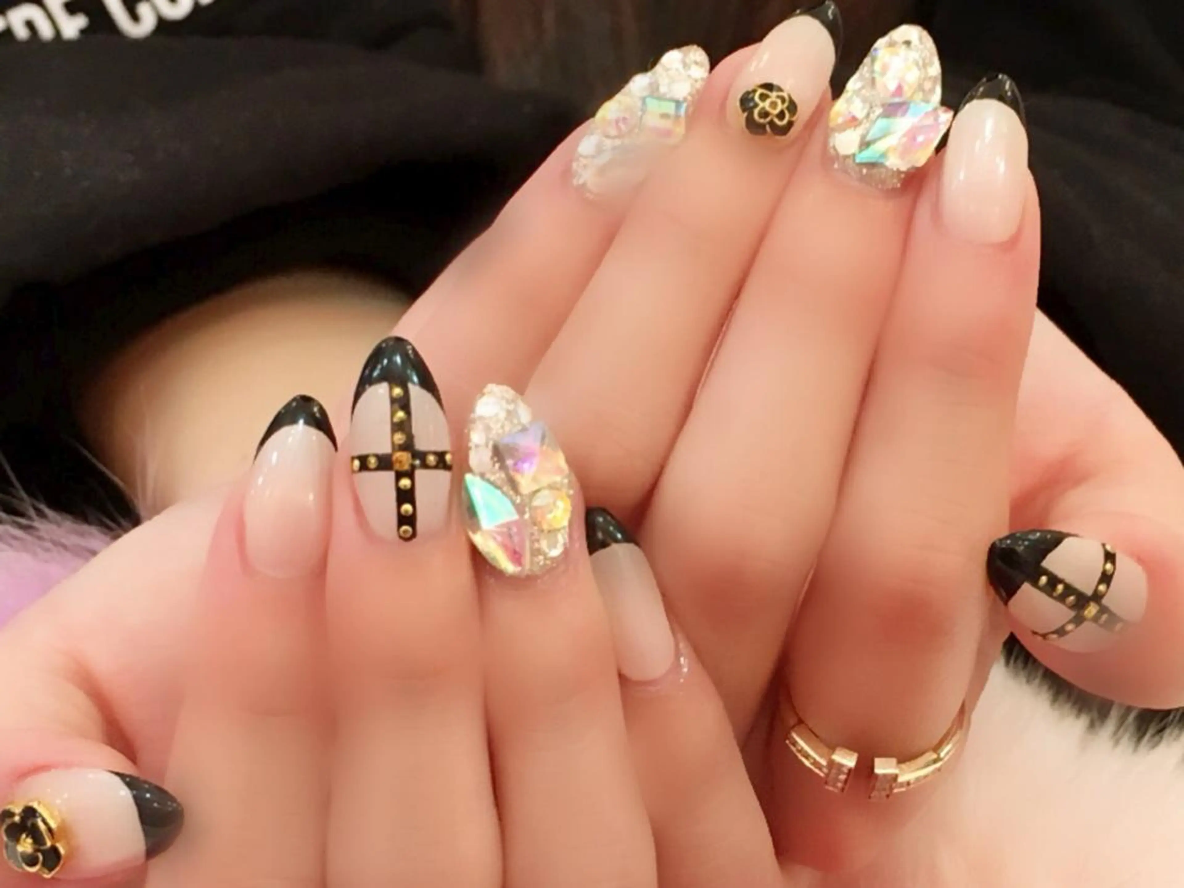 ロング カラー メンズ キッズ ネイル 卒業式のヘアスタイル アートネイル ジェルネイル 卒業式 メンズネイル NAILSGOGO shibuyaのネイルデザイン