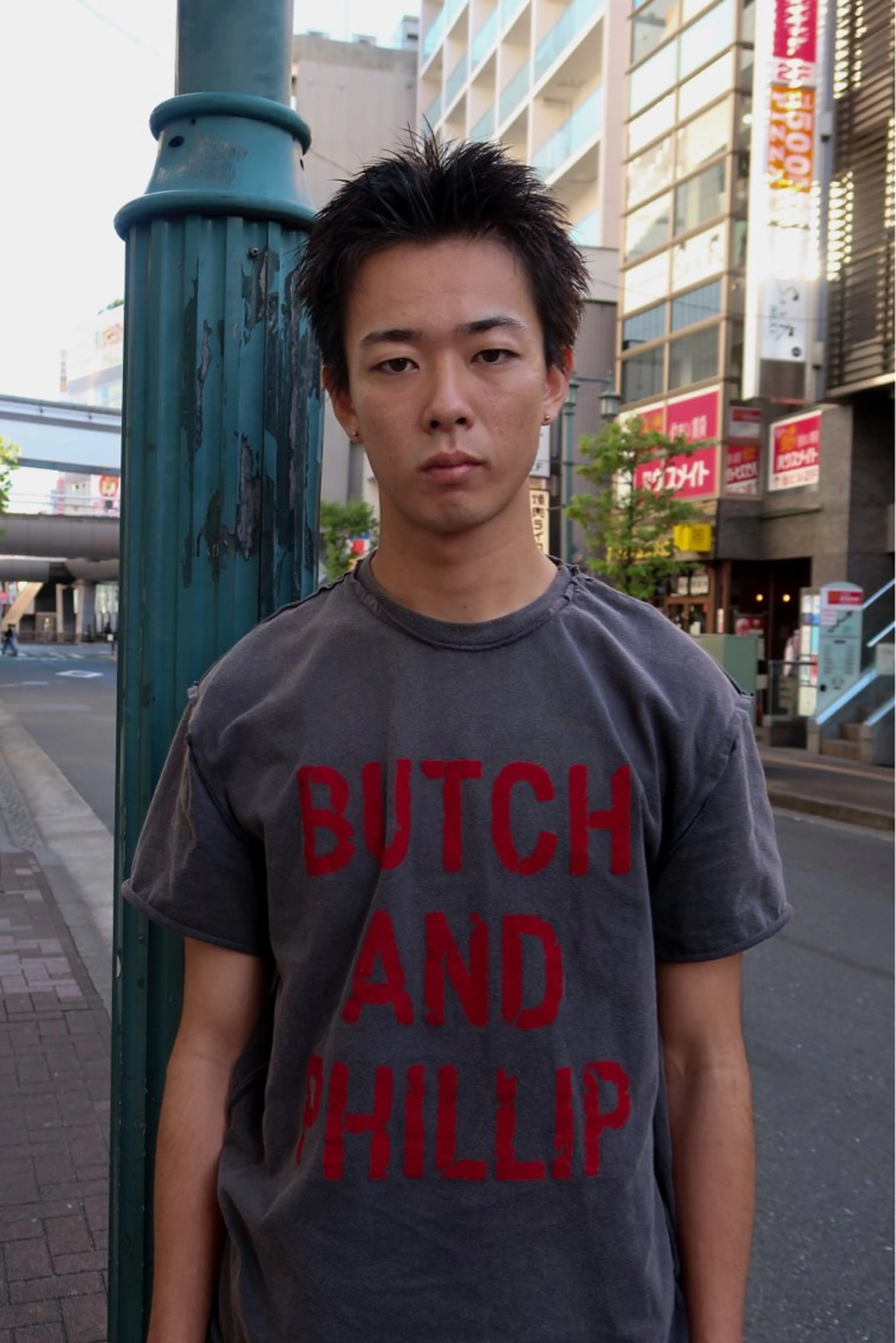 ショート メンズ メンズブリーチ メンズハイトーン メンズインナーカラー 髪質改善 ショートヘア Rei/ 縮毛矯正/ ハイライトカラー募集のヘアスタイル