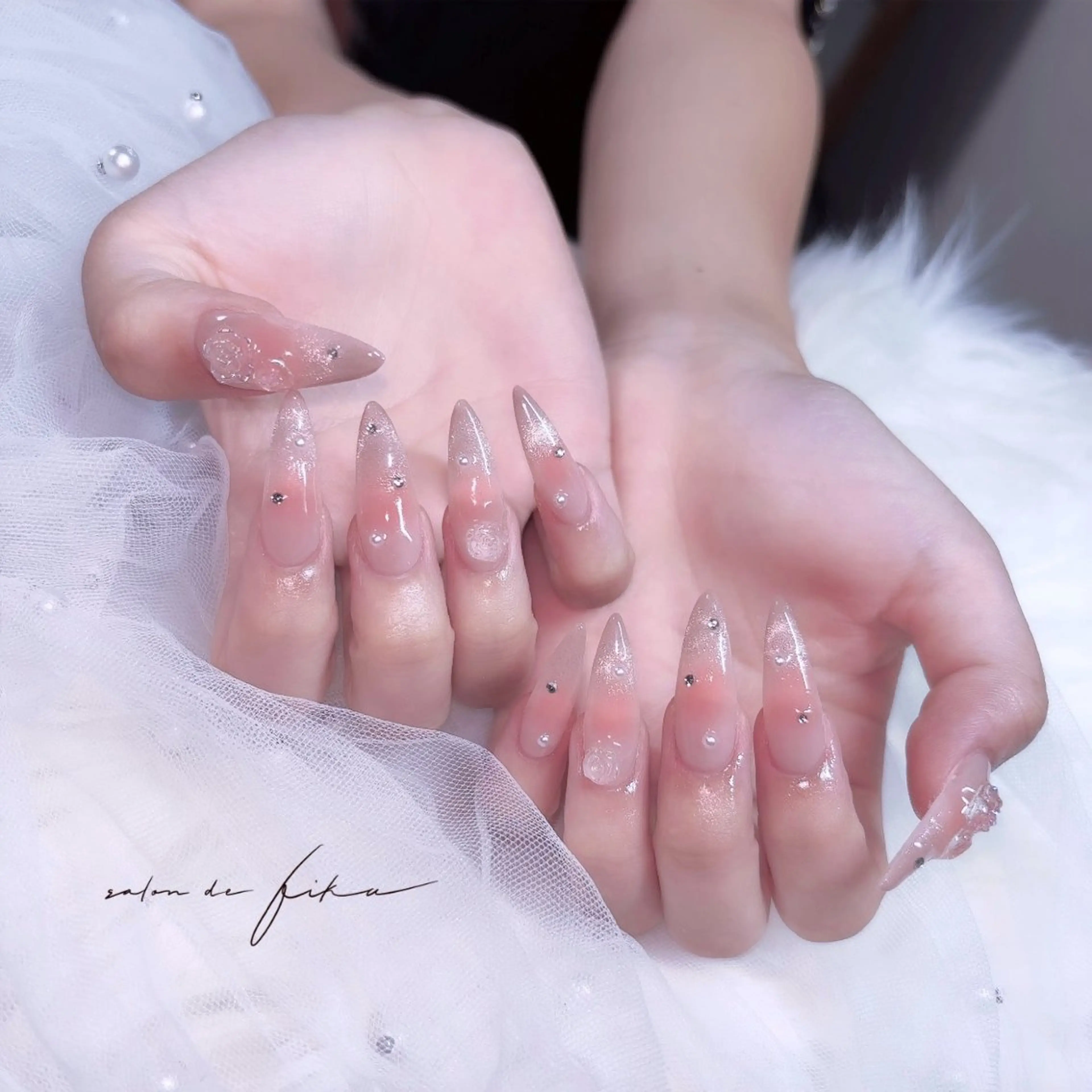 ⭐️ 12/27 ご来店限定おまかせワンホンネイルの写真