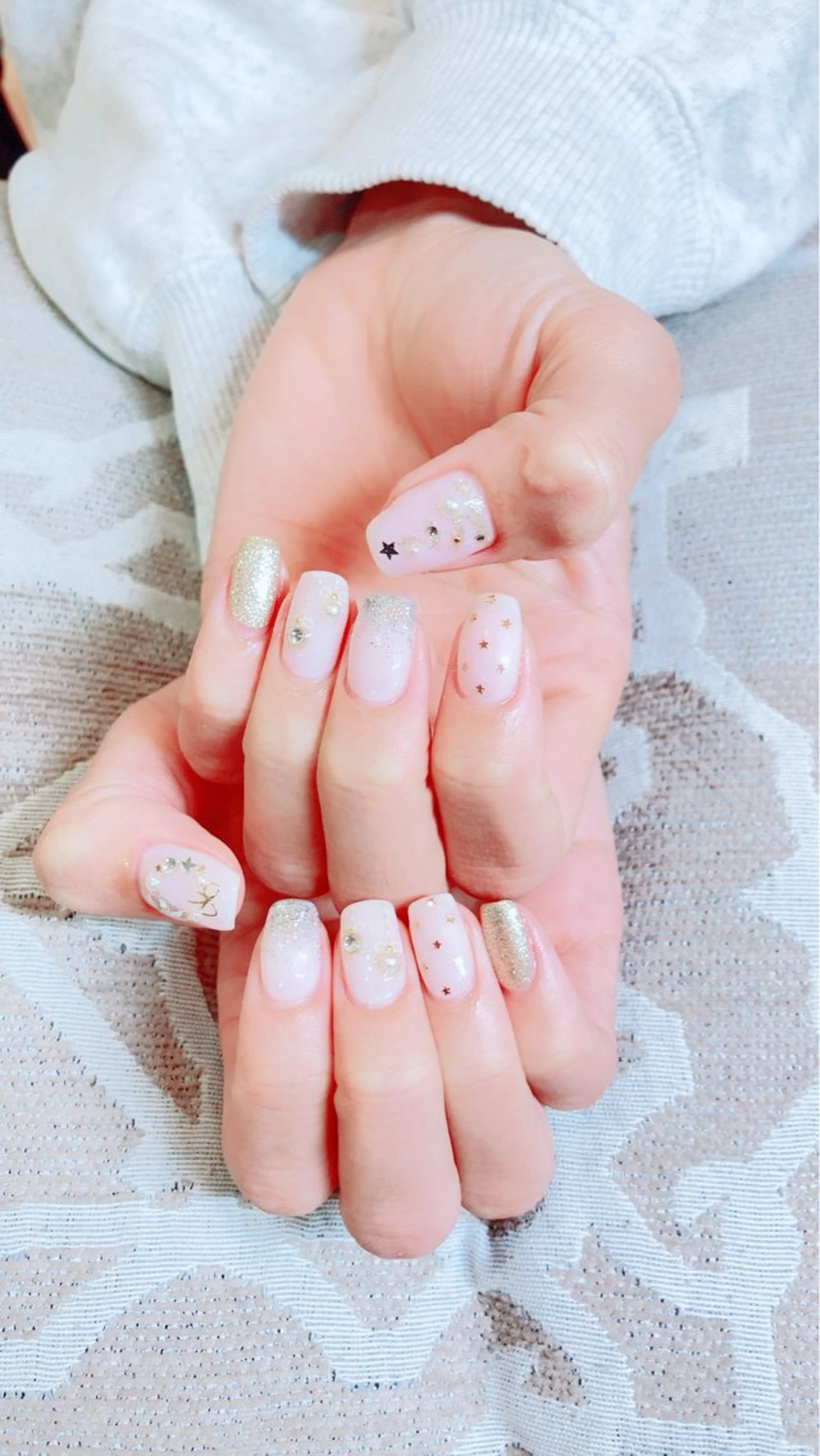 ネイル 🍒当日もOK🍒 𝑳𝑼𝑵𝑨花井のネイルデザイン