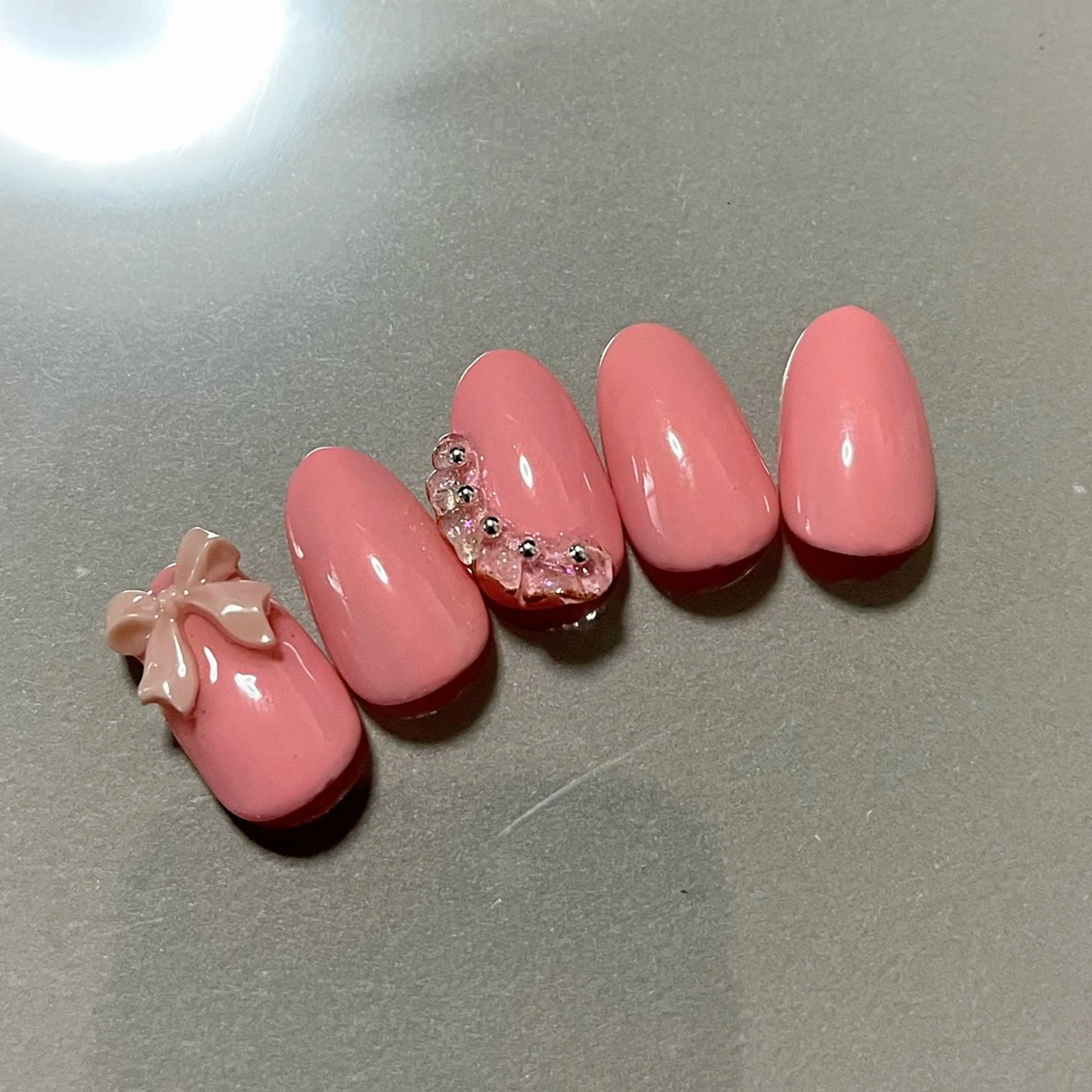 ネイル リボン ハンドネイル ネイルハウス✴︎ふたご座所属・ネイルハウスふたご座 Natsumiのネイルデザイン