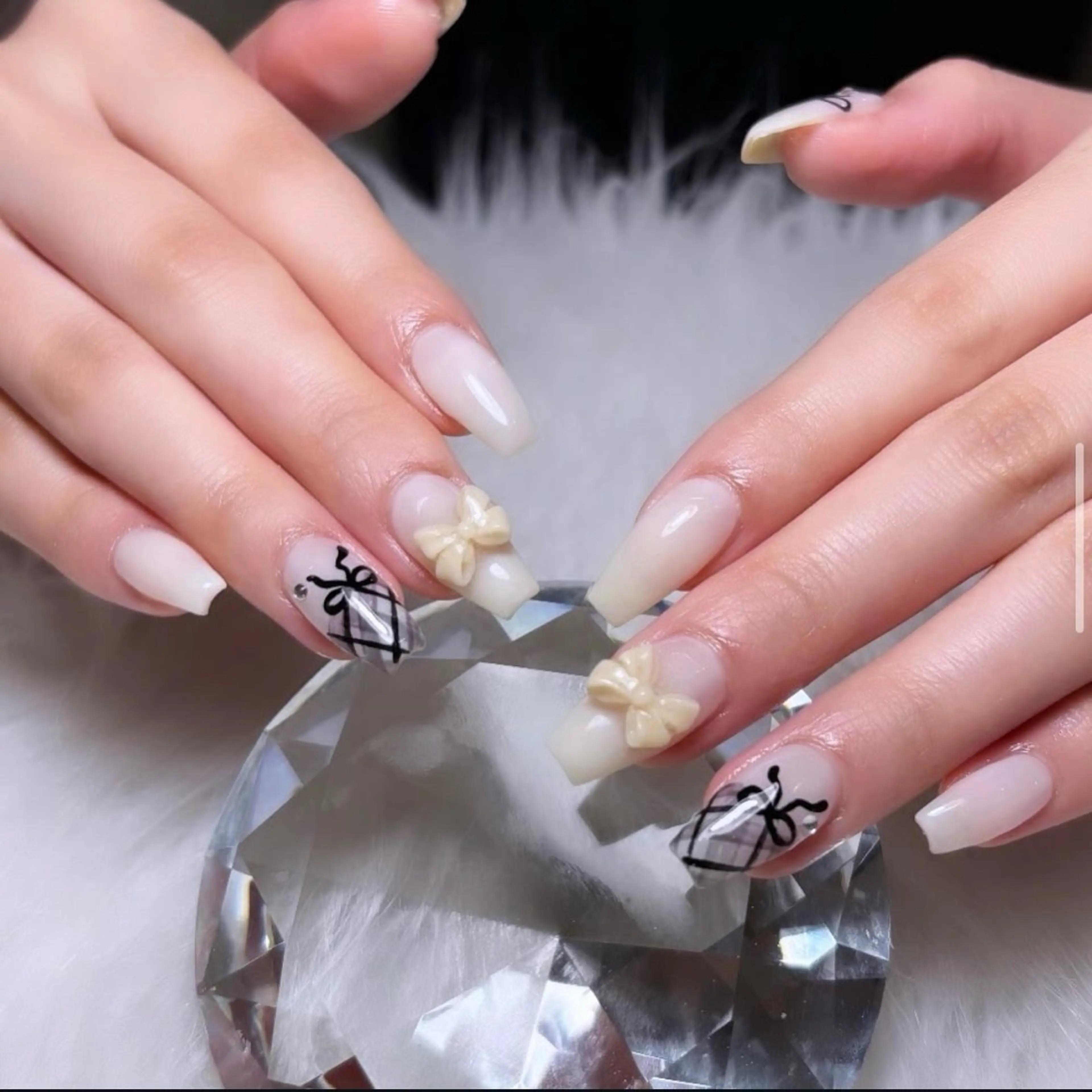 ネイル RE:Bonn所属・salon re:bonnのネイルデザイン