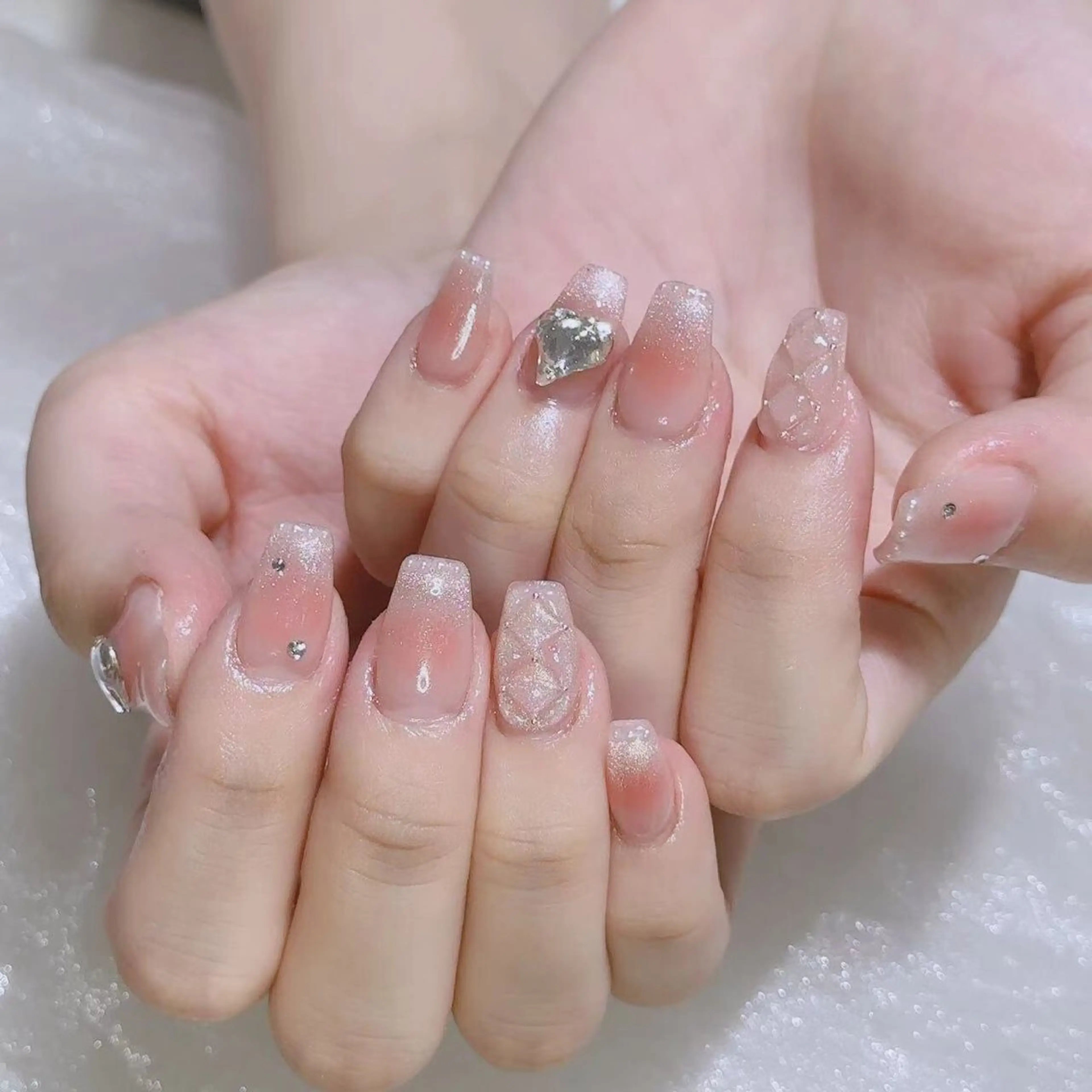 ネイル ハンドネイル Queens ゲンのネイルデザイン