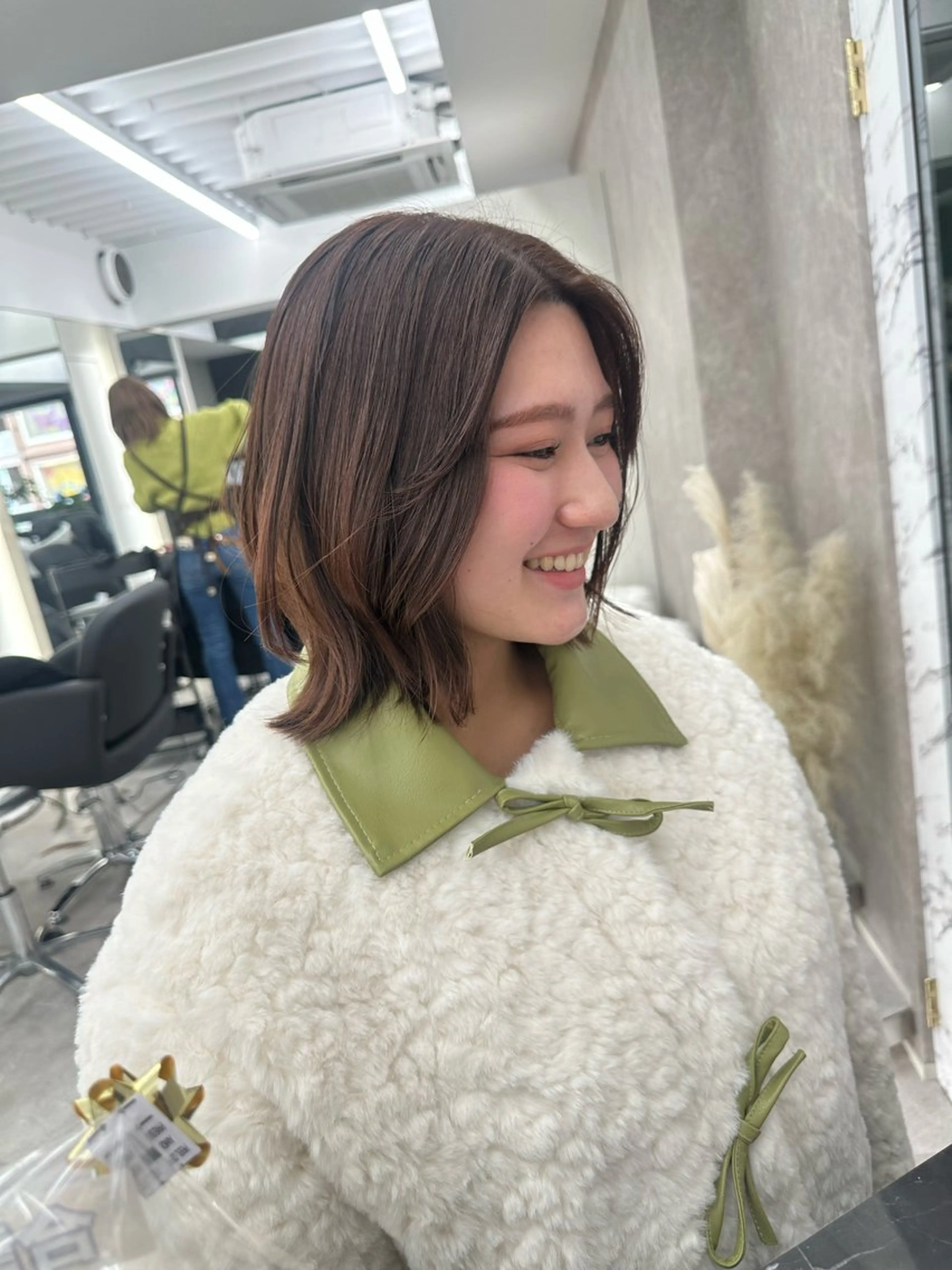 ミディアム カラー 縮毛矯正/艶カラー /髪質改善/なんばのヘアスタイル