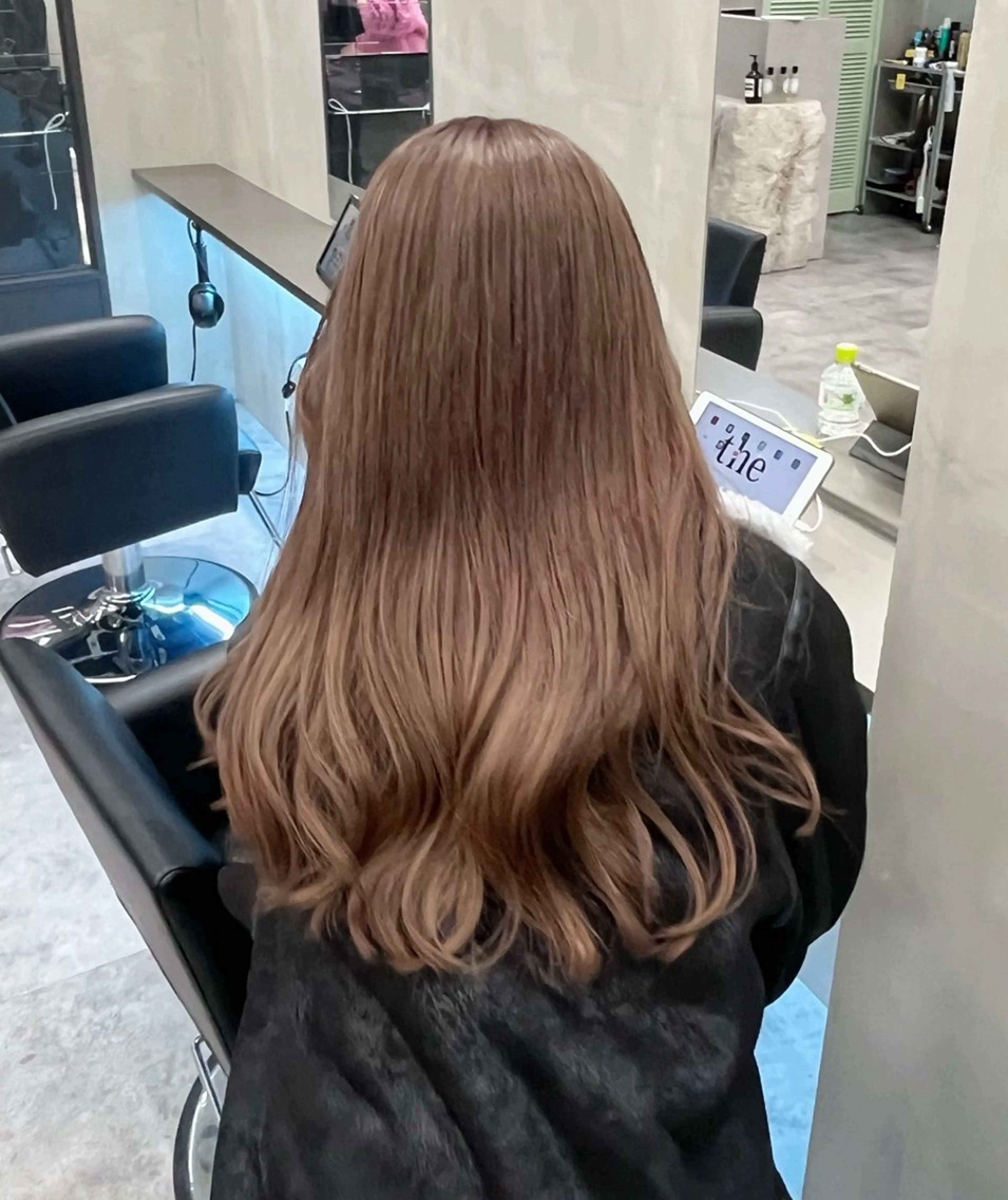 ロング カラー ベージュカラー ブリーチ ナツミ/透明感カラー /酸性ストレートのヘアスタイル