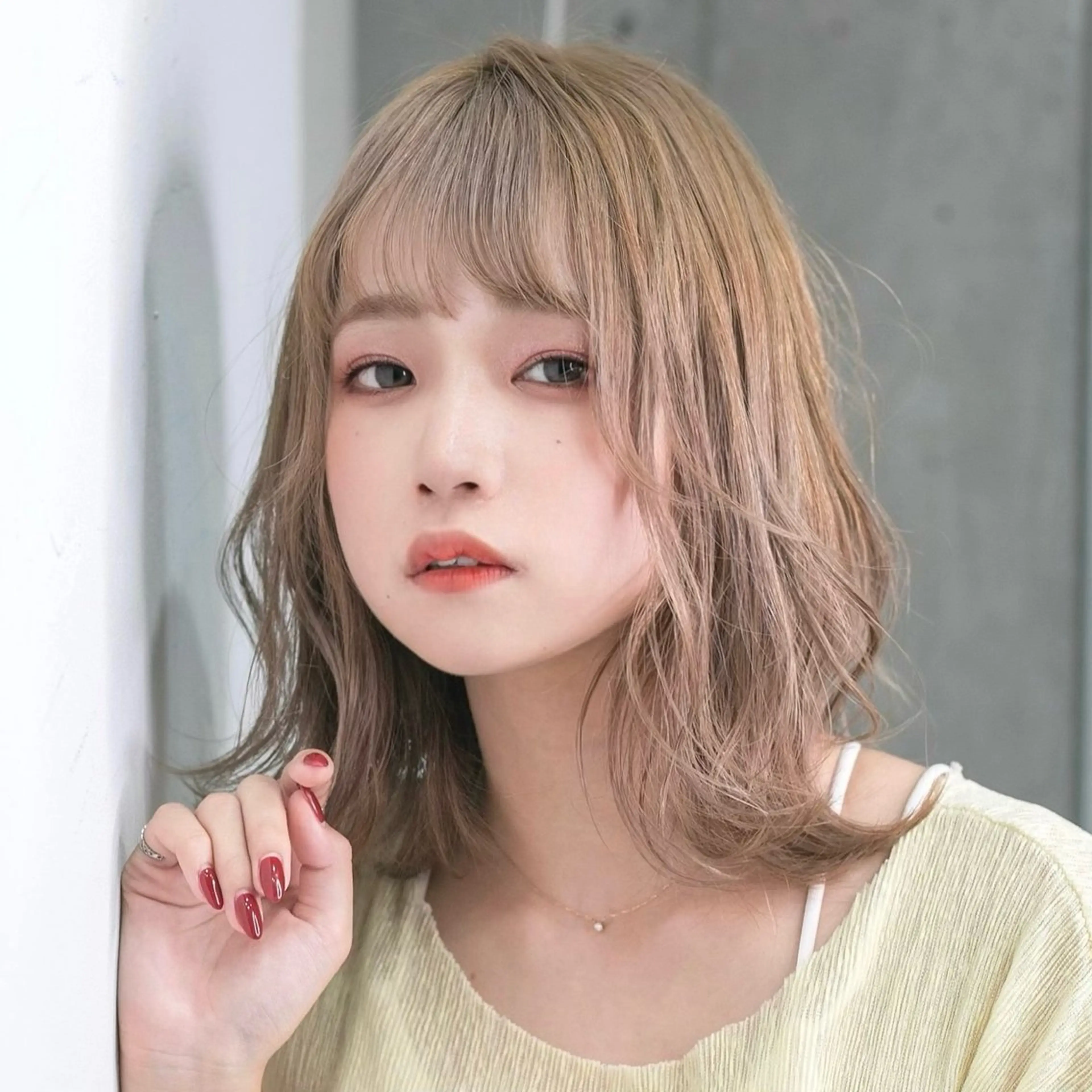 レディースカット+ブリーチカラーの写真