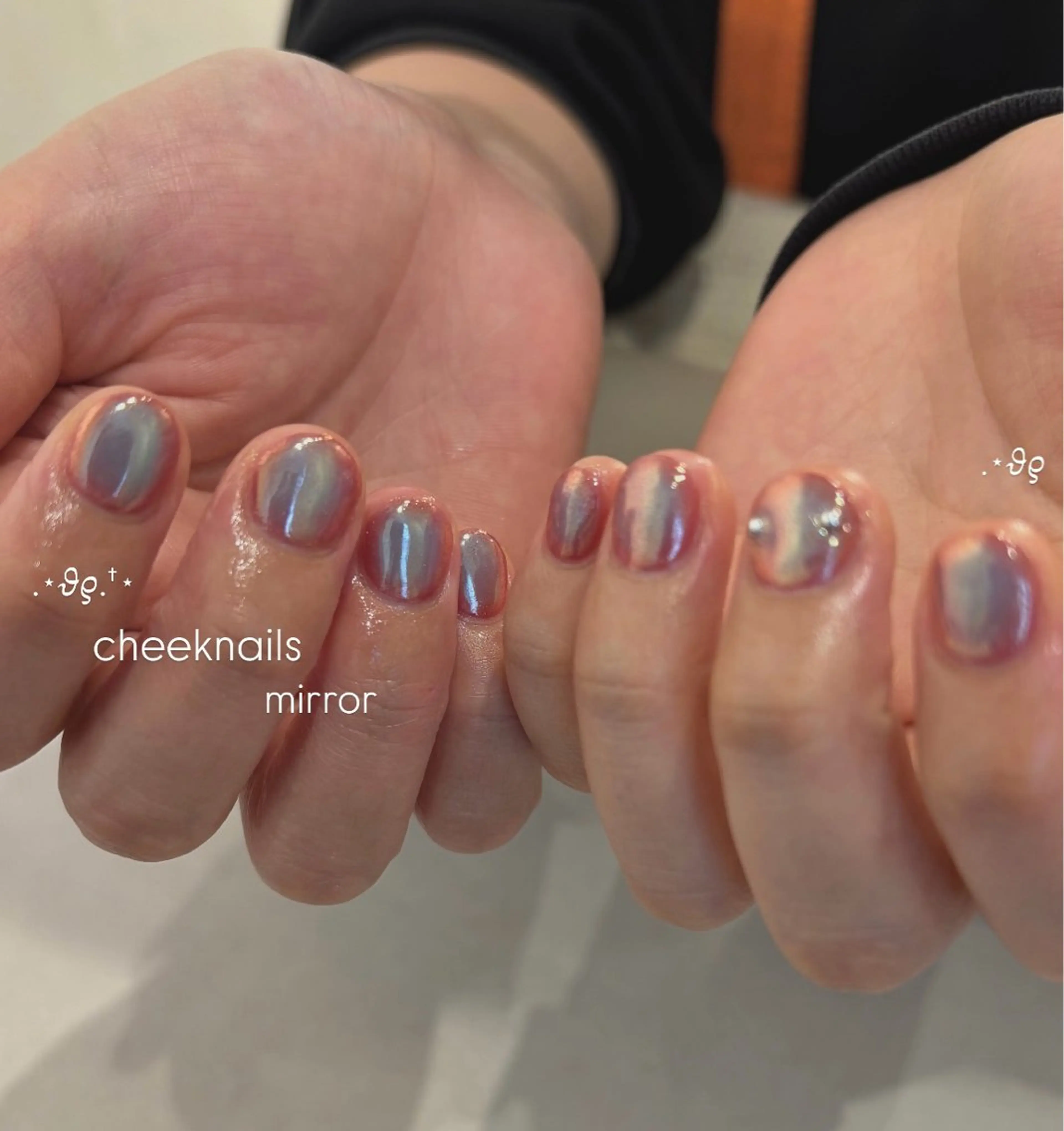 ネイル アートネイル チークネイル ミラーネイル ニュアンスネイル ショートネイル ハンドネイル enurk店 🍋 丸谷みく♥のその他イメージ