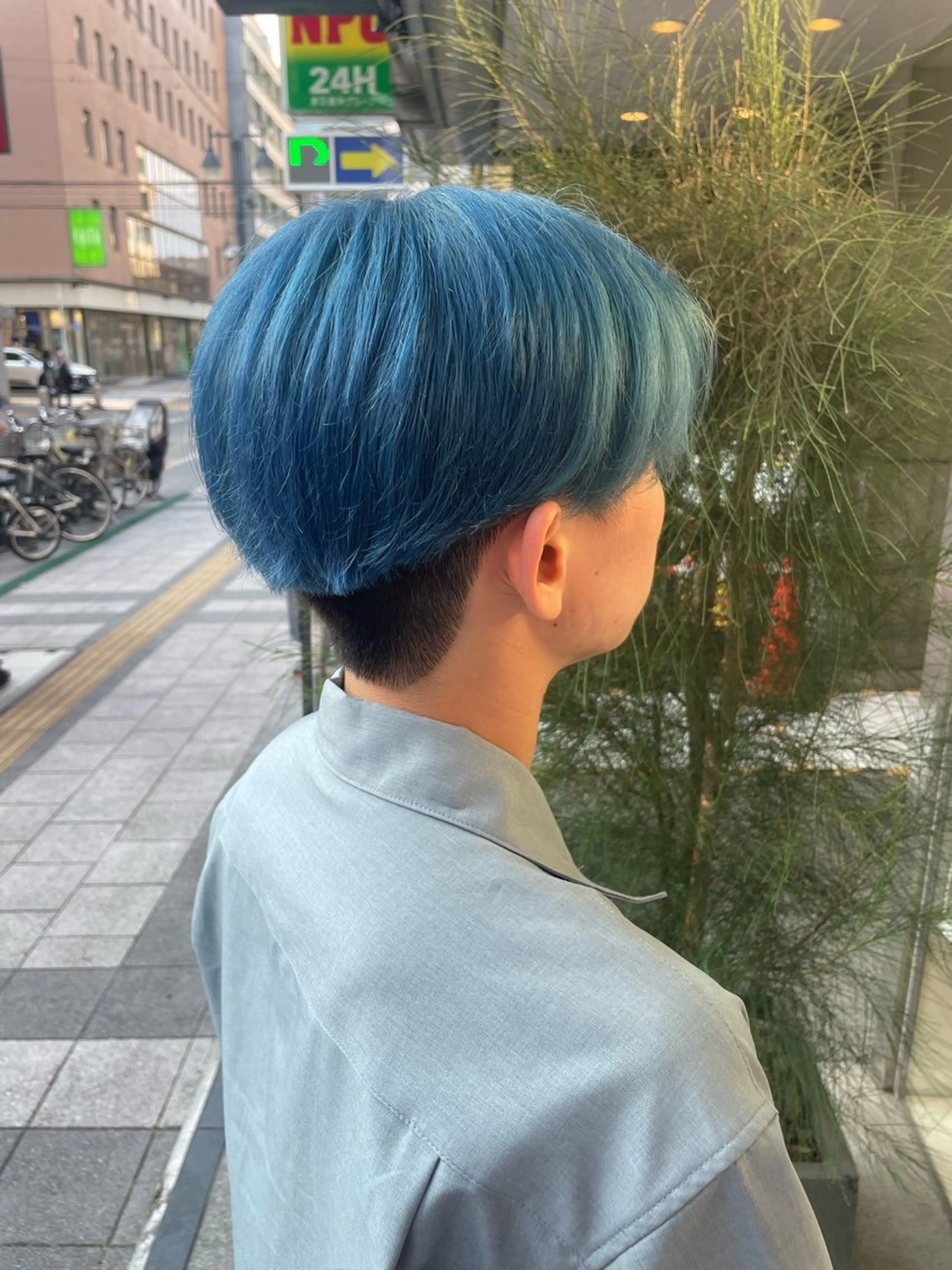 ショート カラー メンズ メンズブリーチ フェードカット メンズ韓国風 メンズメッシュ マッシュ カット カラーモデル⚡️ REONのヘアスタイル