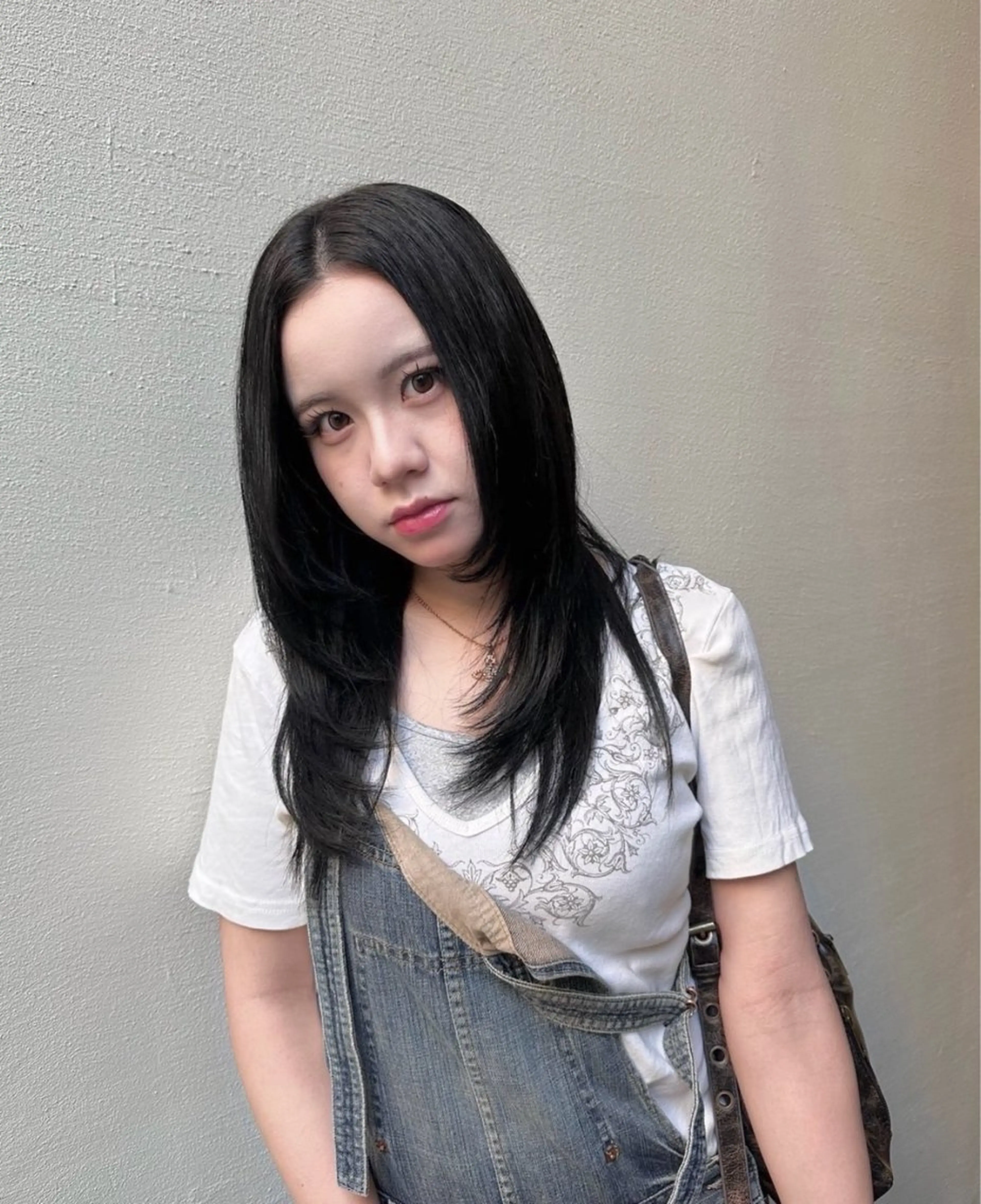 ロング カラー 黒髪 透明感カラー ヘアカラー トリートメント aoi /透明感カラーのヘアスタイル