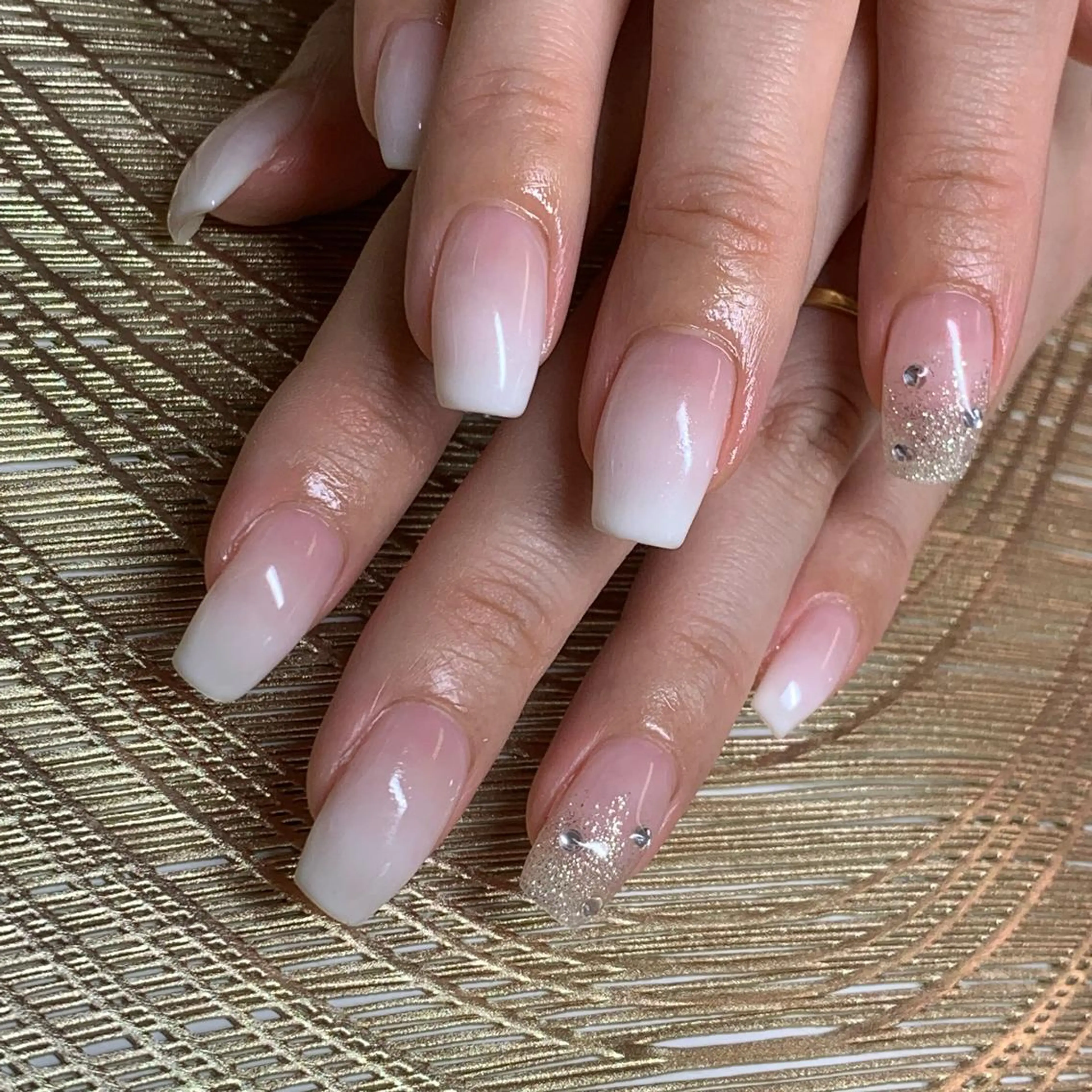 ネイル ハンドネイル καρδιά -ｶﾙﾃﾞｨｱ-のネイルデザイン