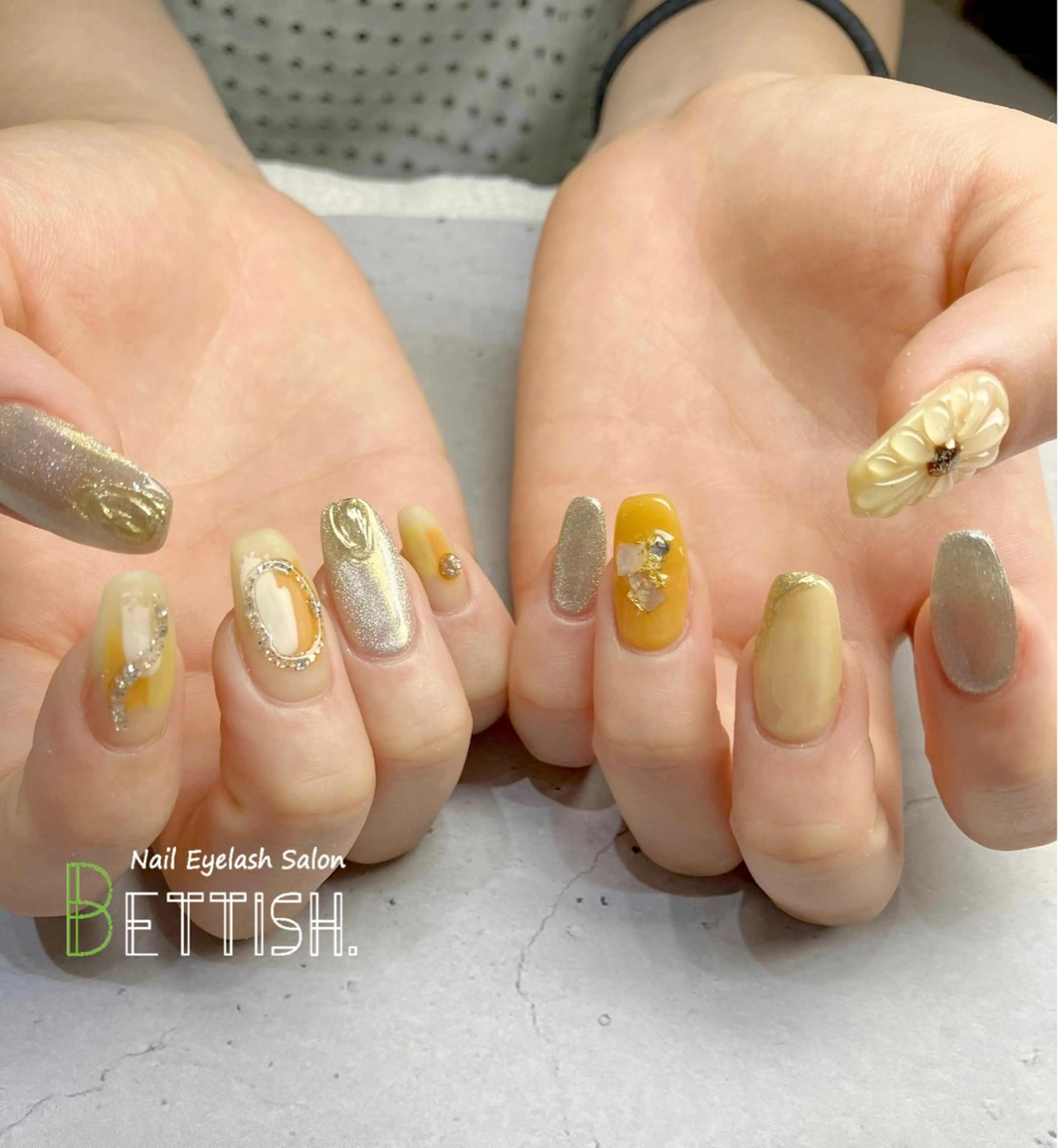 ネイル 黄色 ハンドネイル BETTISH. KUMIKO☺︎︎のネイルデザイン