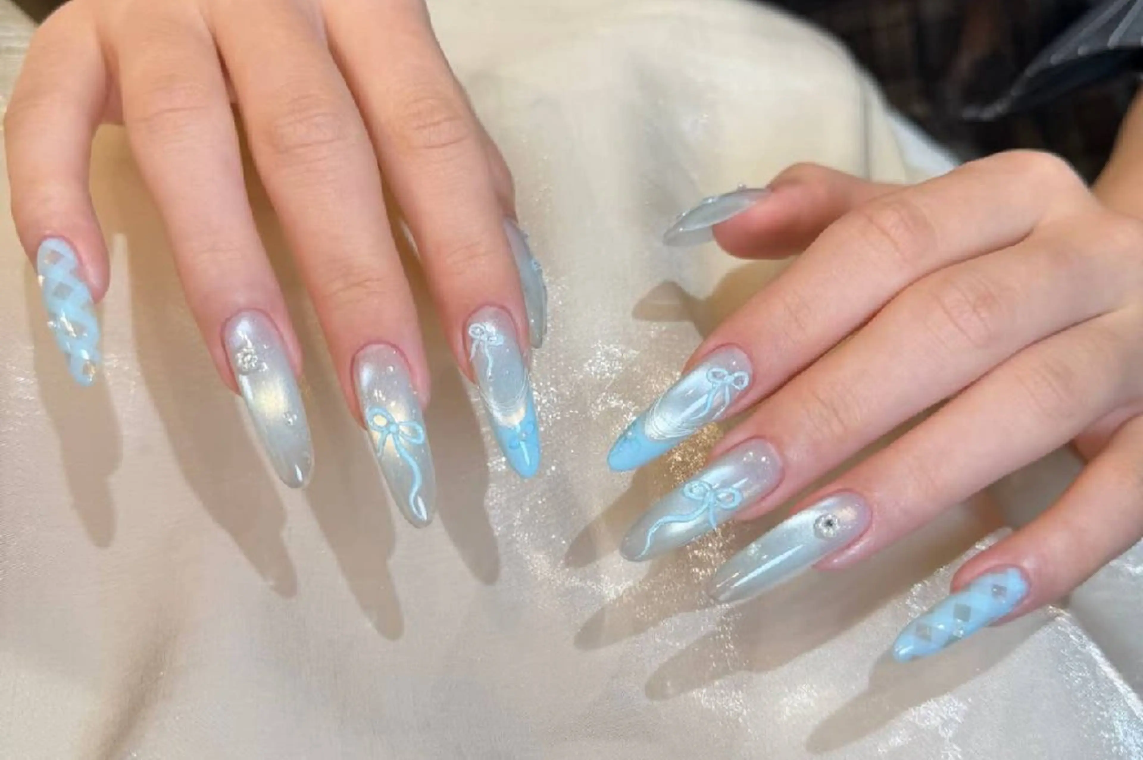 ネイル 小島 阿佑美のネイルデザイン