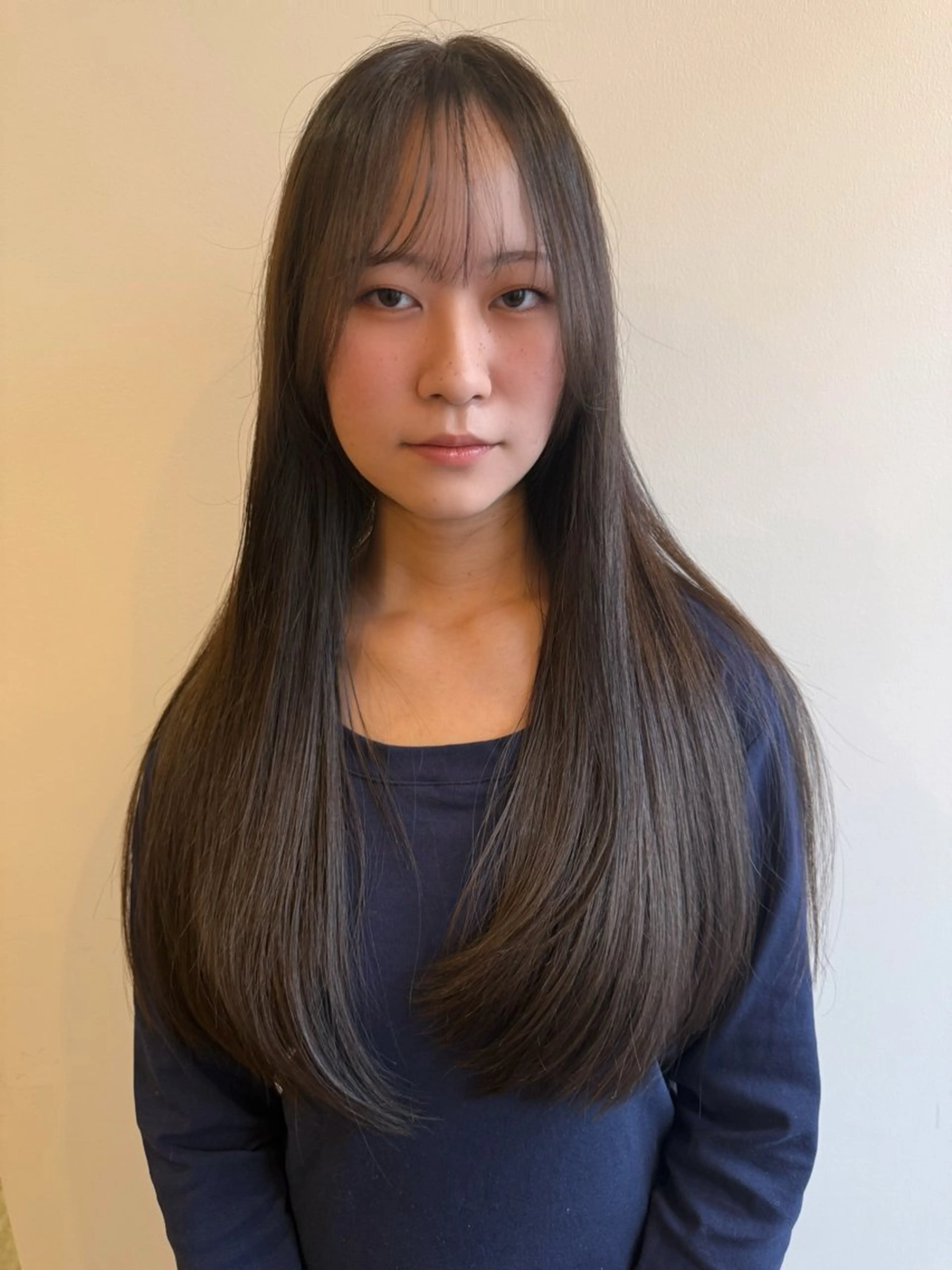 ロング カラー 💛🤍U too e’s 鎌倉🧸のヘアスタイル