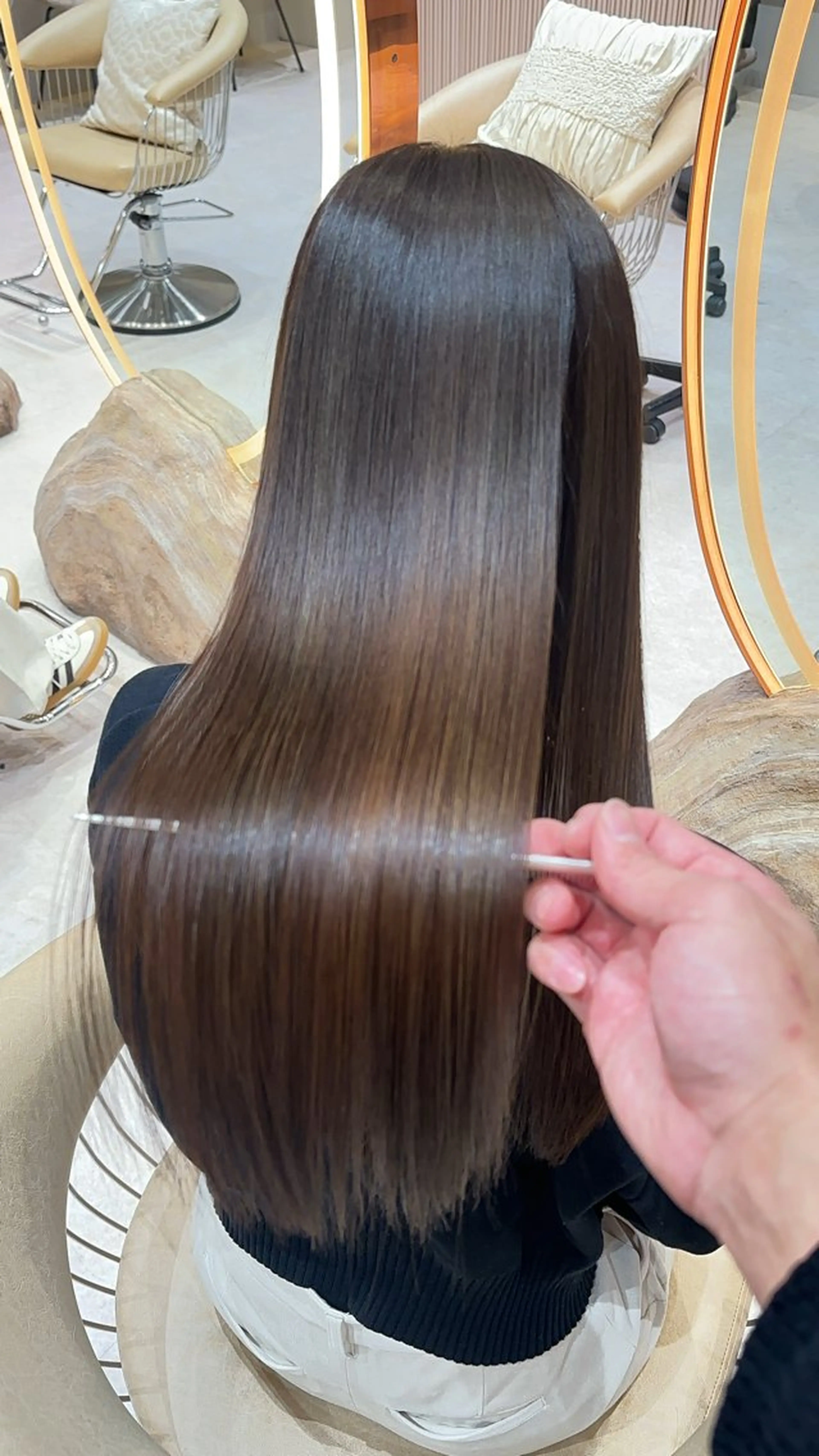 ロング カラー カット ヘアカラー トリートメント レイヤー❣️縮毛矯正 川村利幸のヘアスタイル