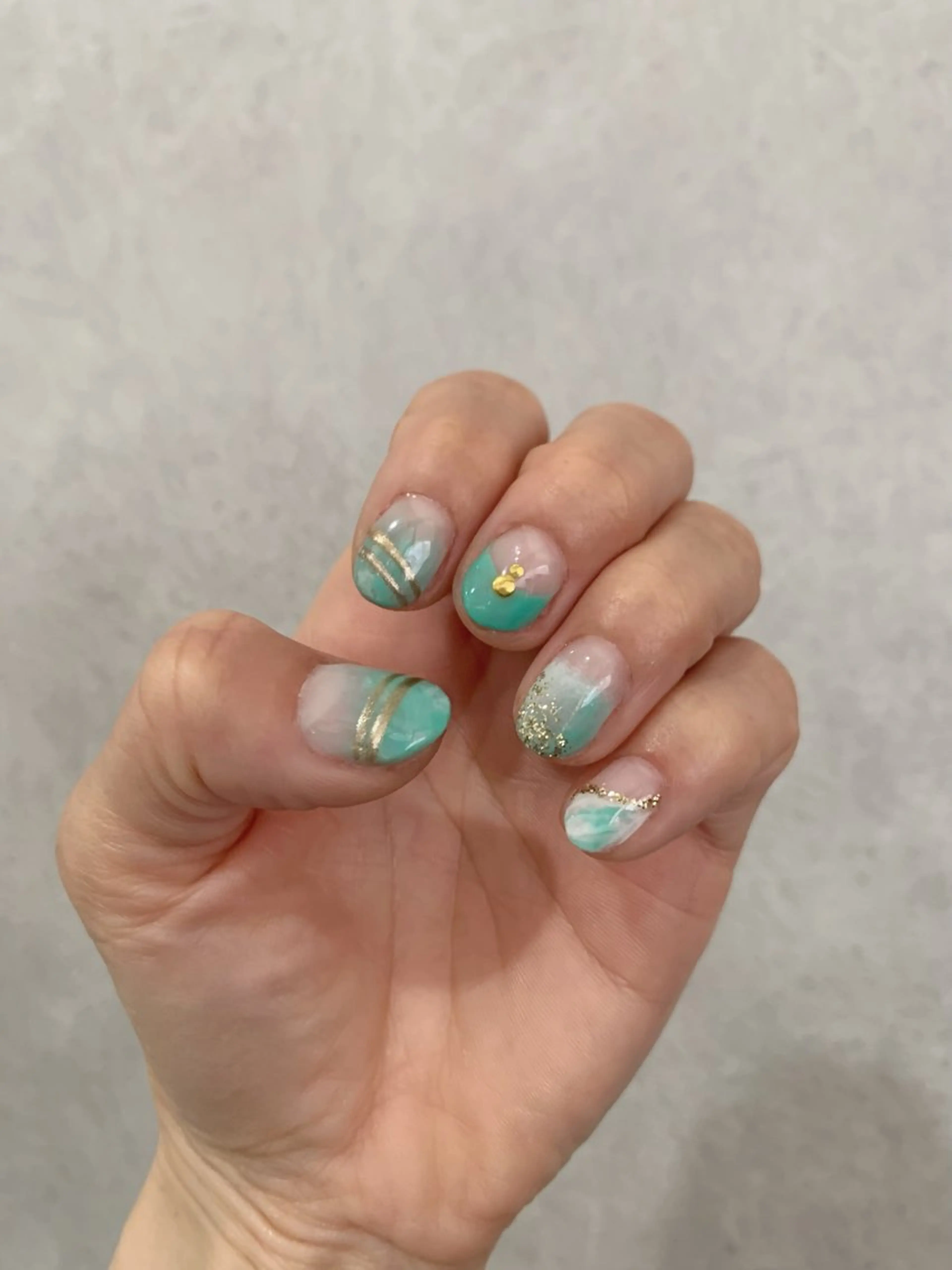 手相占い付き！パーソナル開運カラーネイル（オフなし）の写真