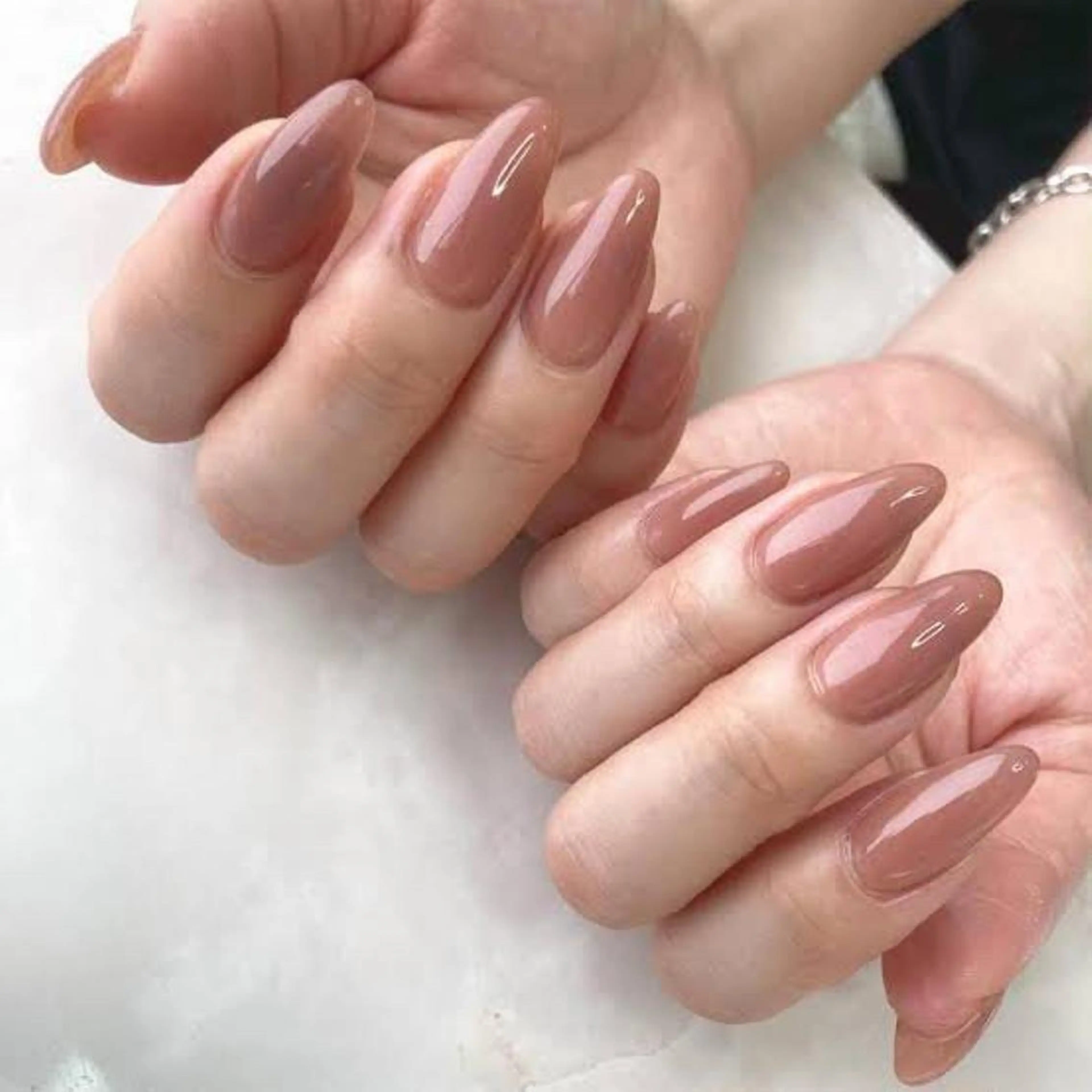 ネイル ブラウン ワンカラーネイル Mon trésor所属・Montrésor 名古屋ネイルサロンのネイルデザイン