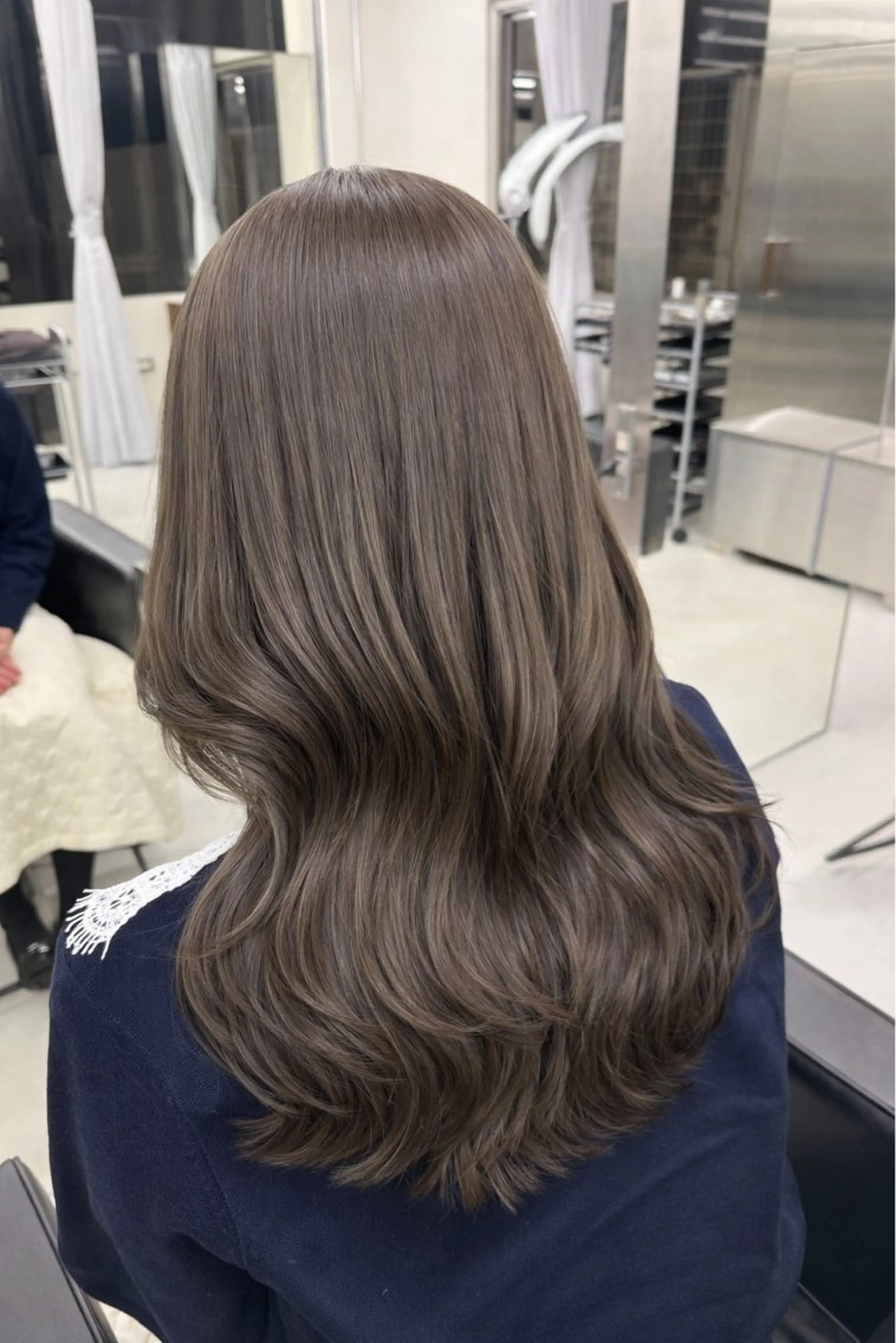 ロング カラー カット ヘアカラー トリートメント 表参道/赤み無し 透明感 colorのヘアスタイル