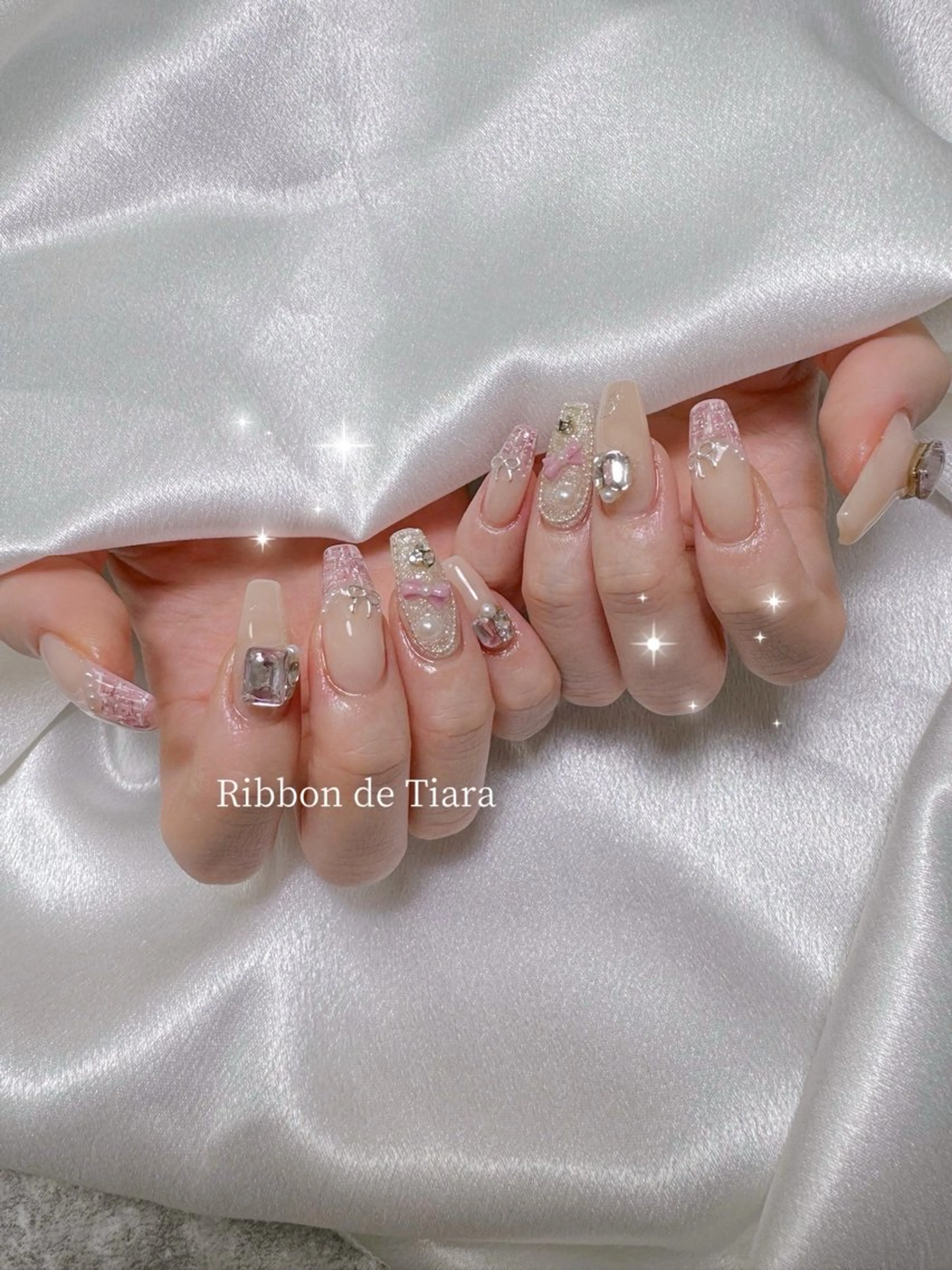 ネイル ハンドネイル オーナーネイリスト MAKIのネイルデザイン