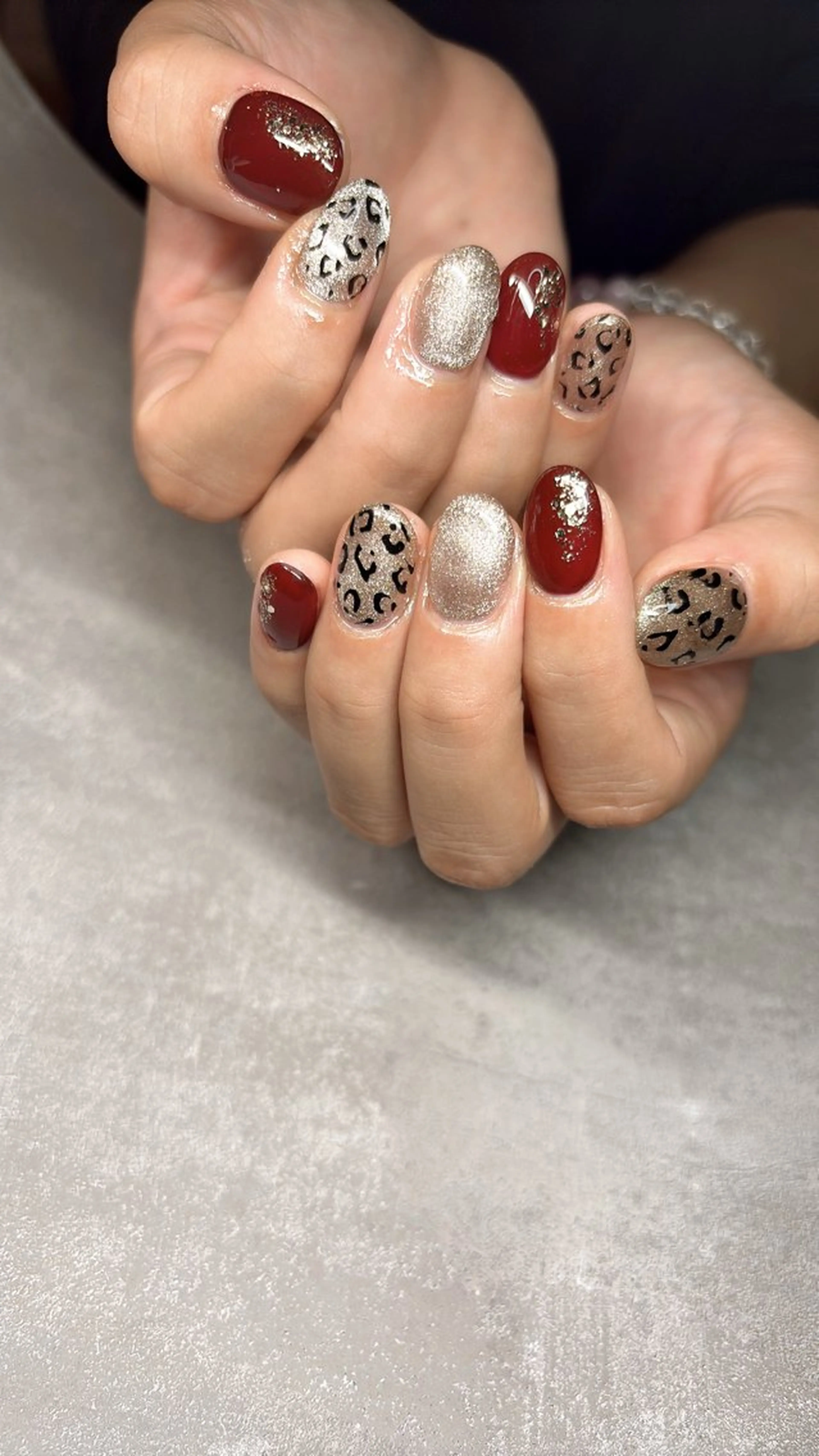 ネイル ボルドー 韓国ネイル ロングネイル 持ち込み シンプルネイル happiness nailのネイルデザイン