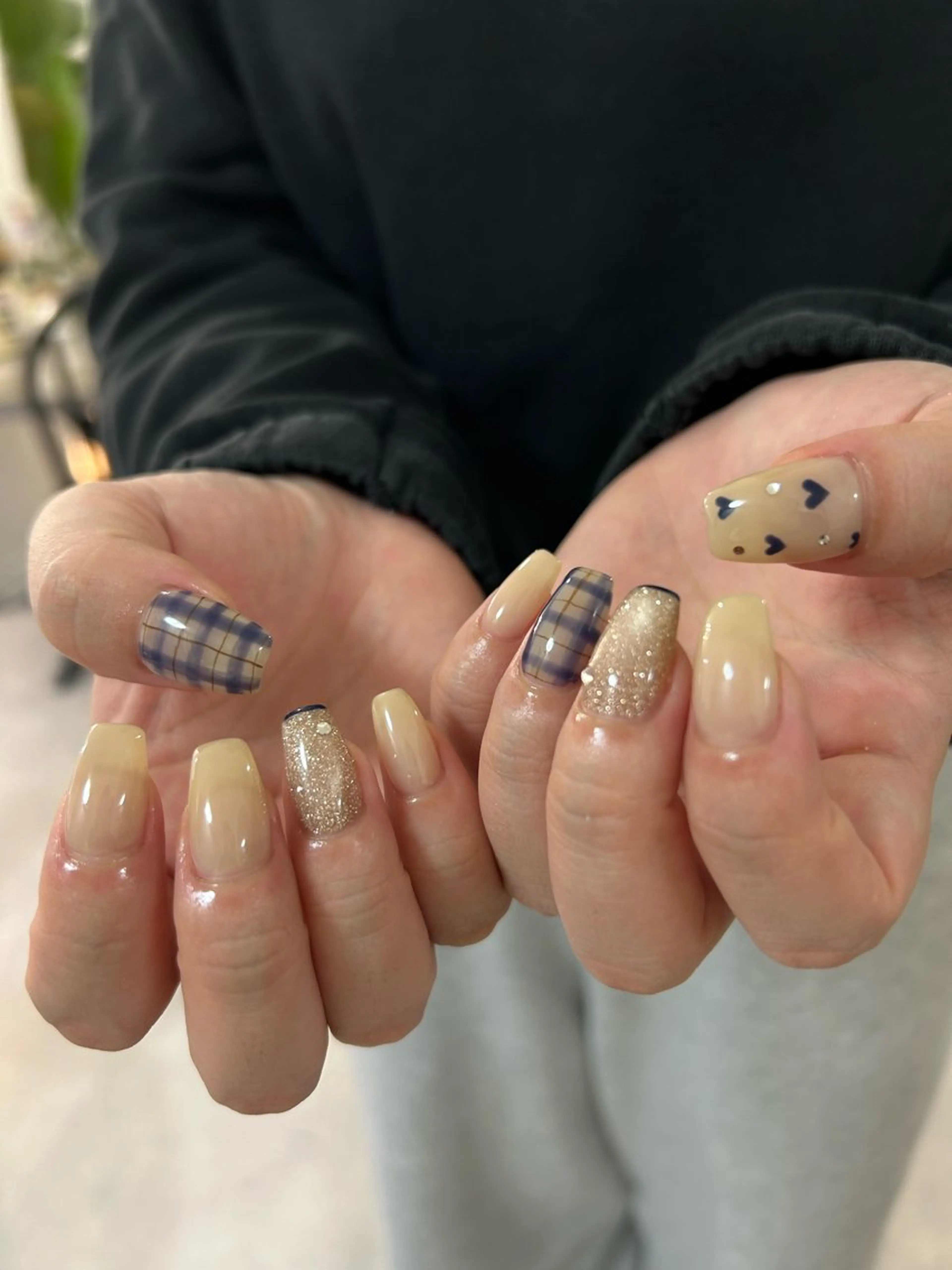 ネイル ハンドネイル repos-ルポ-所属・repos yoshitomeのネイルデザイン