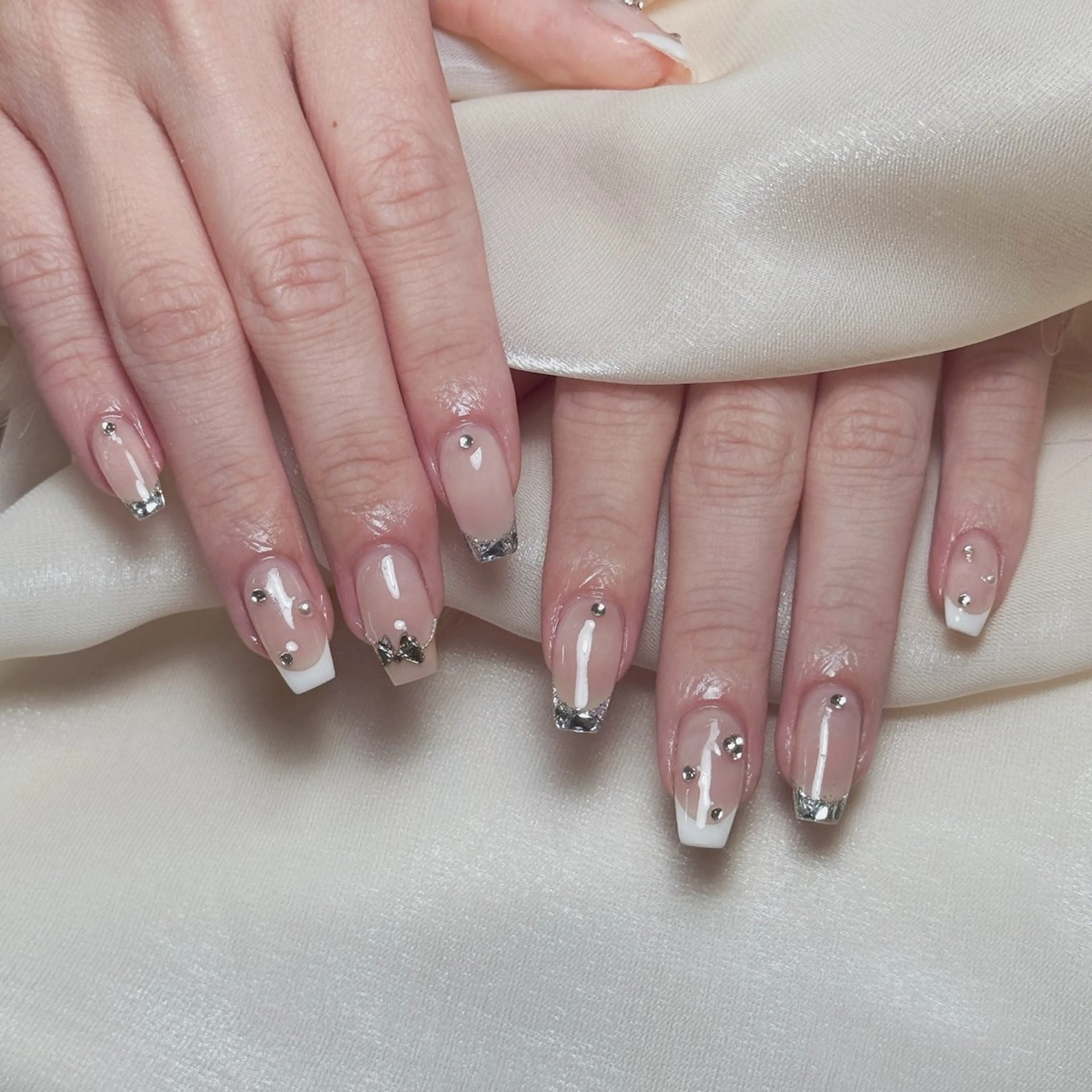 ネイル Maggie Nail🦩のネイルデザイン