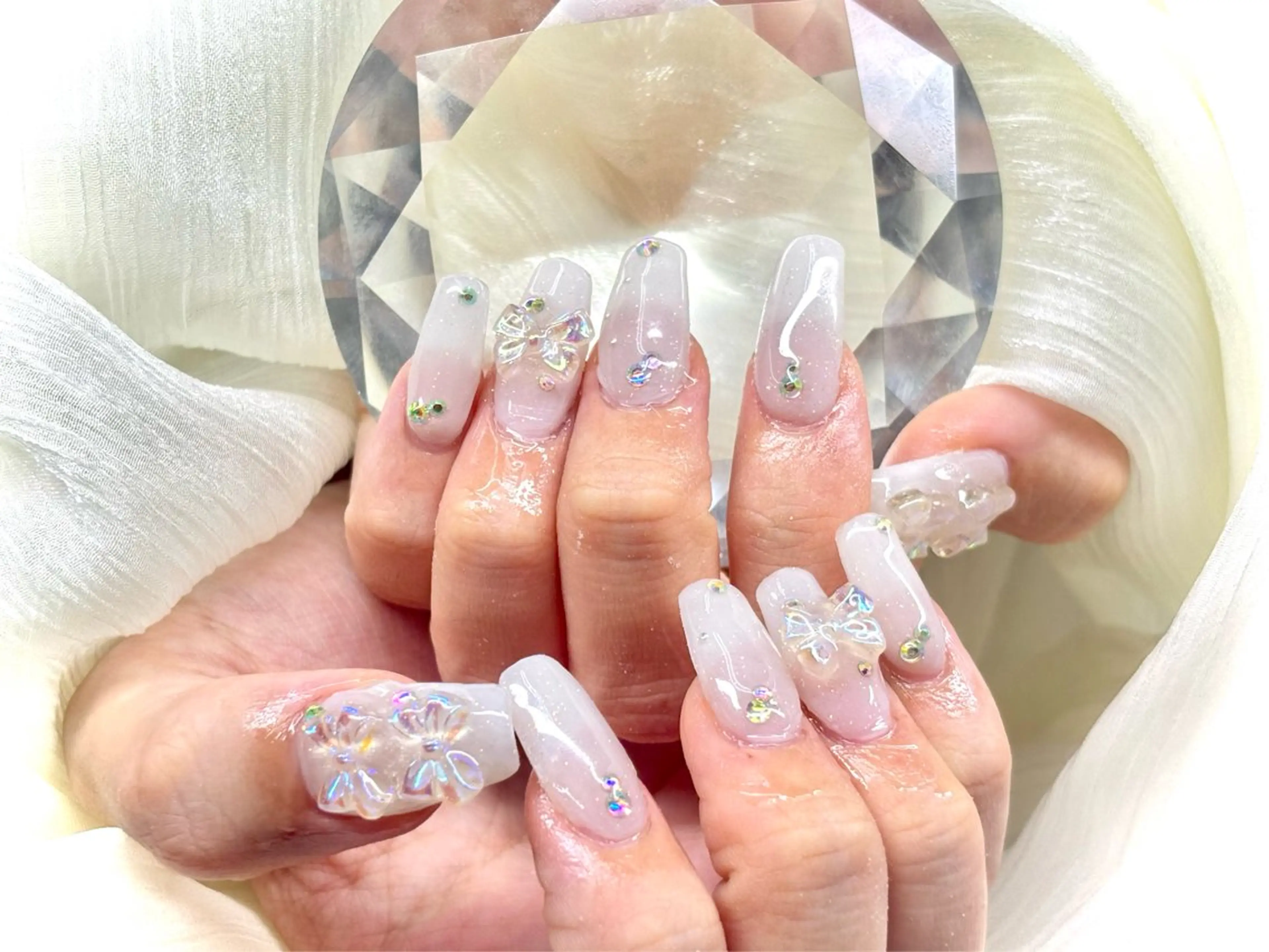 セミロング ハンドネイル GG houseのネイルデザイン