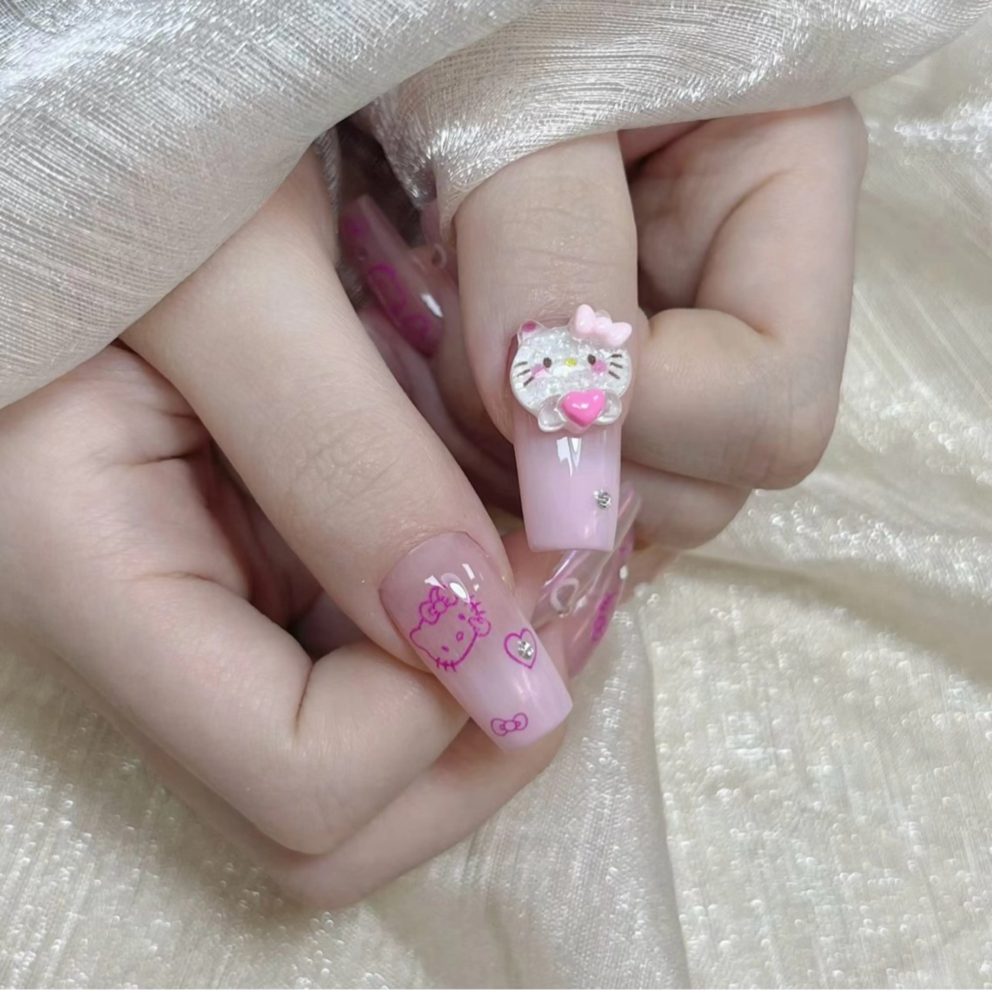 ネイル 長さ出し 持ち込み ネイルチップ ハンドネイル ハンドケア 💕Dreamy KIYO💕のネイルデザイン