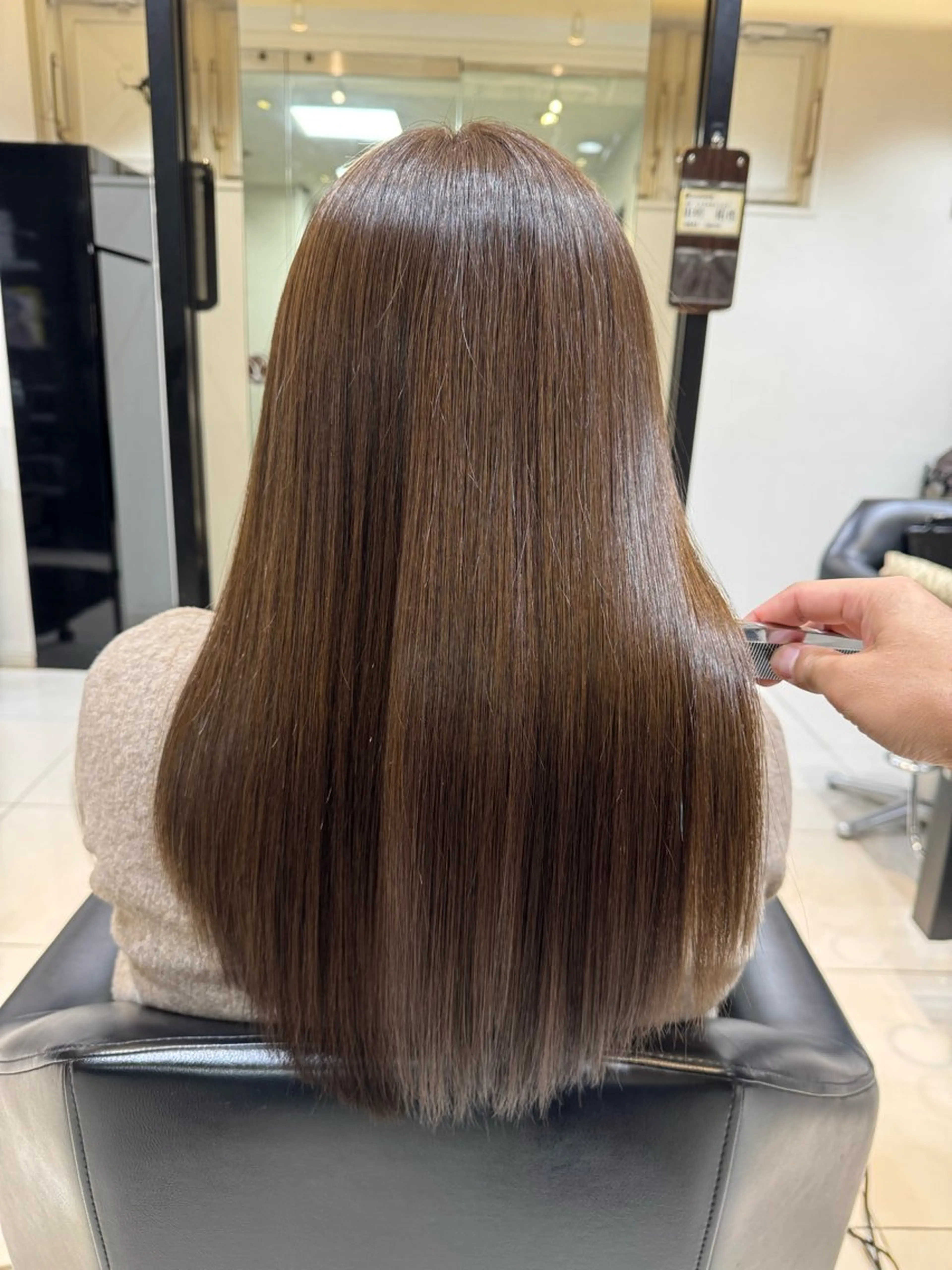 セミロング カラー ヘアアレンジ ベージュカラー 韓国風ヘア レイヤーカット 髪質改善カラー🦋 田村のヘアスタイル