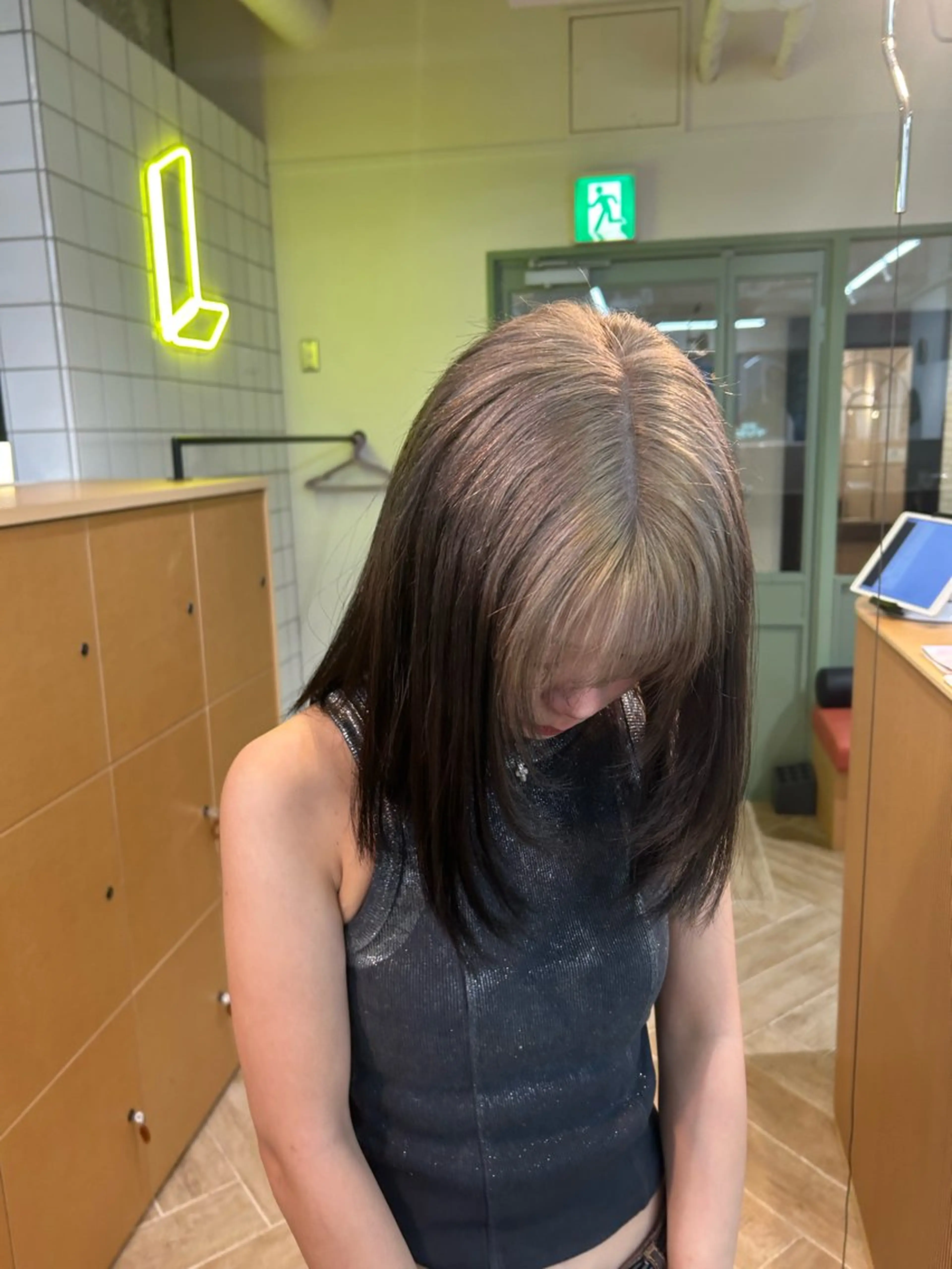 カラー ヘアカラー トリートメント ベージュ/ダブルカラ ー/新潟駅/青柳萌果のヘアスタイル