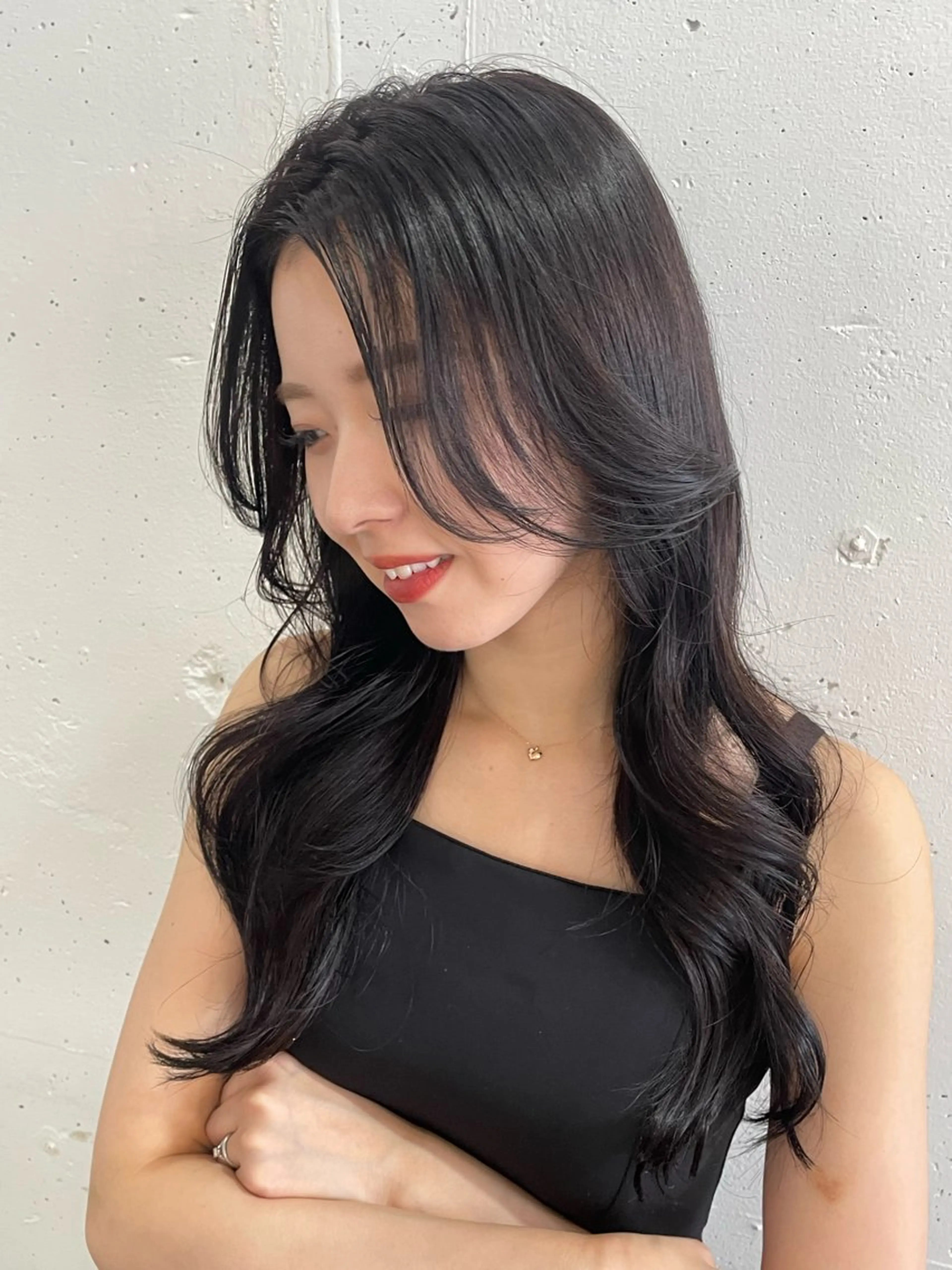 ロング カラー 𝙃𝘼𝙍𝙐🎀 韓国×エクステのヘアスタイル