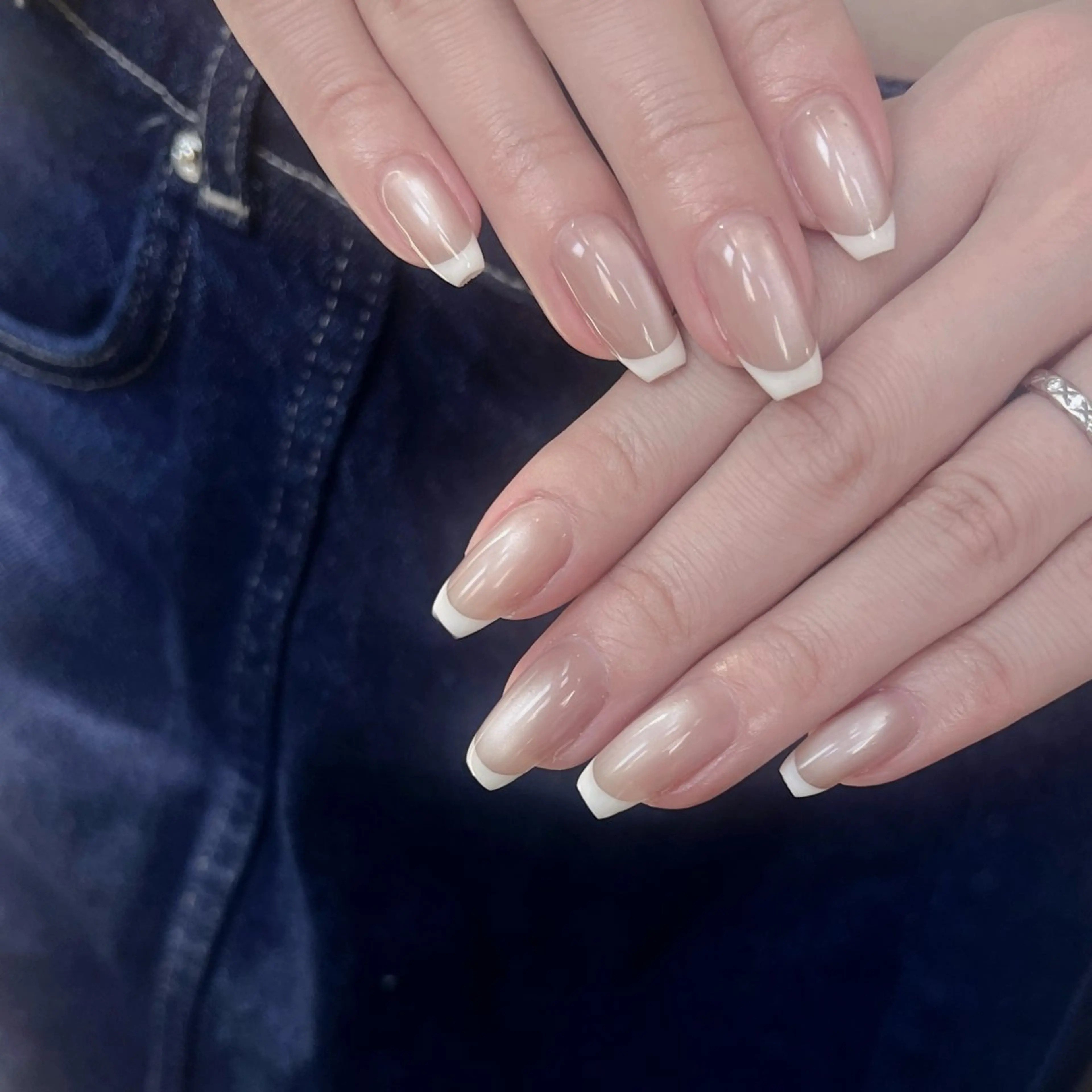 フレンチ　🥀 ベースカラ込み　マグネットもオーケー👌🏼の写真