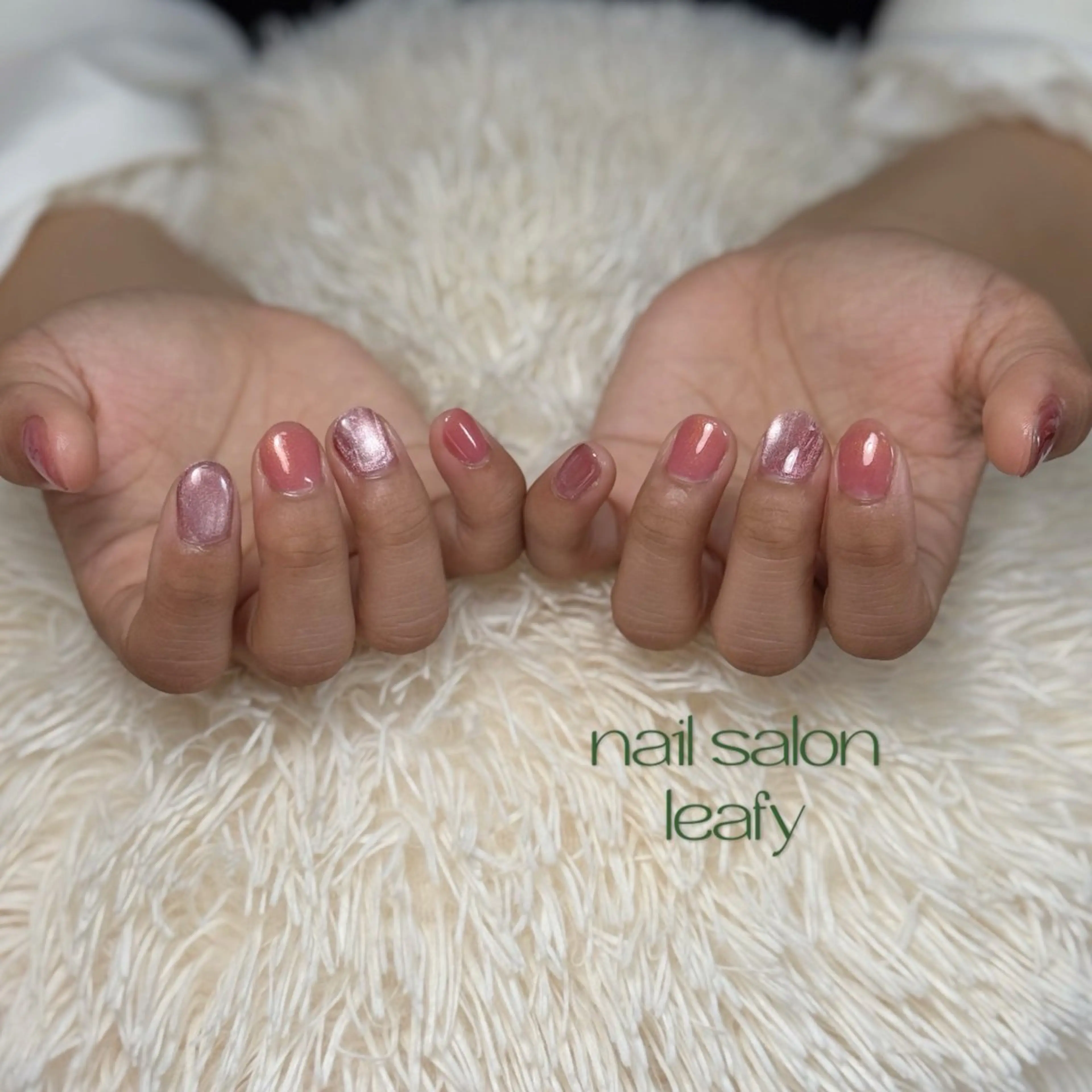 ネイル マグネットネイル ハンドネイル ネイルサロン leafyのネイルデザイン