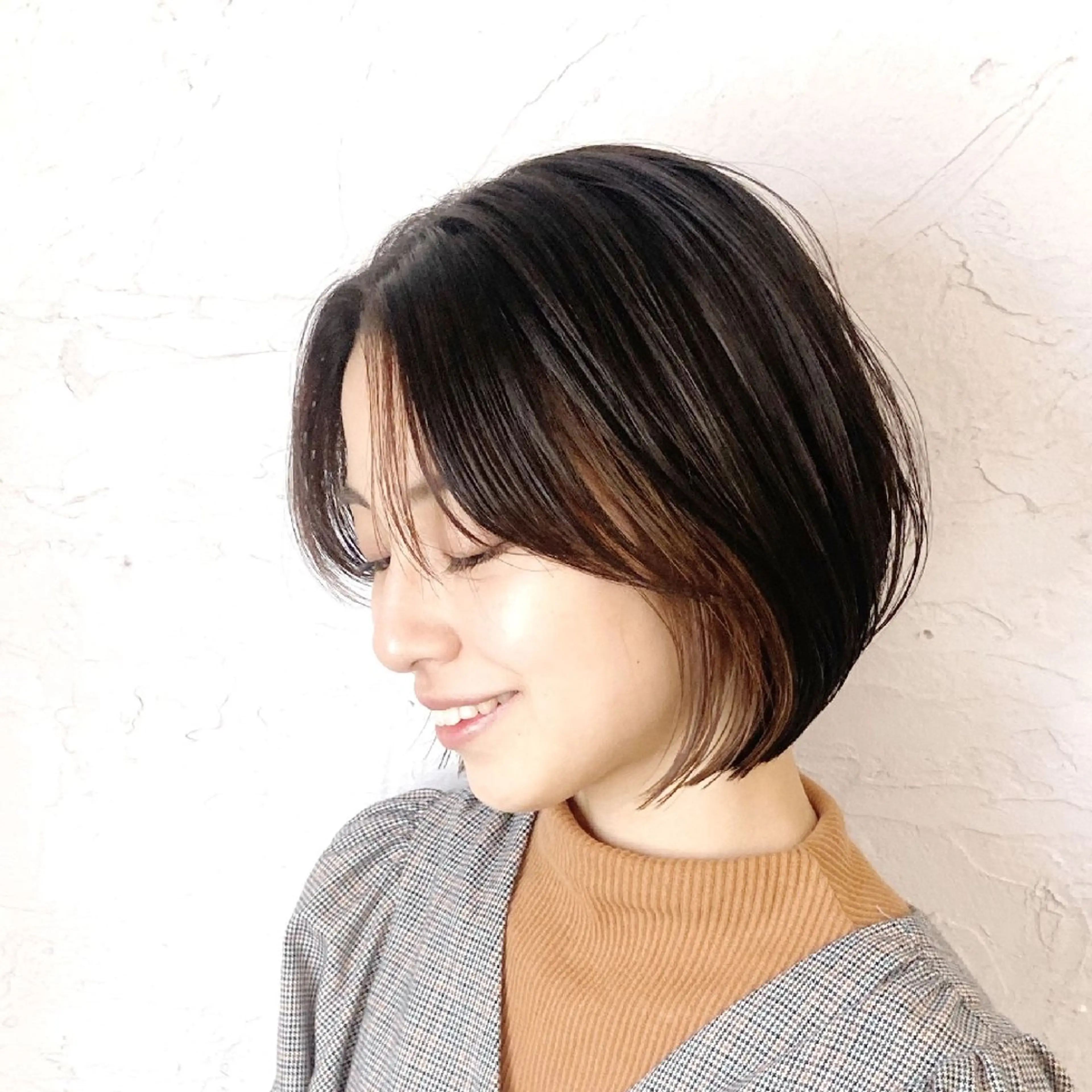 ショート 渡辺祐輔 レイヤー✂ 透明感🫧艶カラー✨のヘアスタイル
