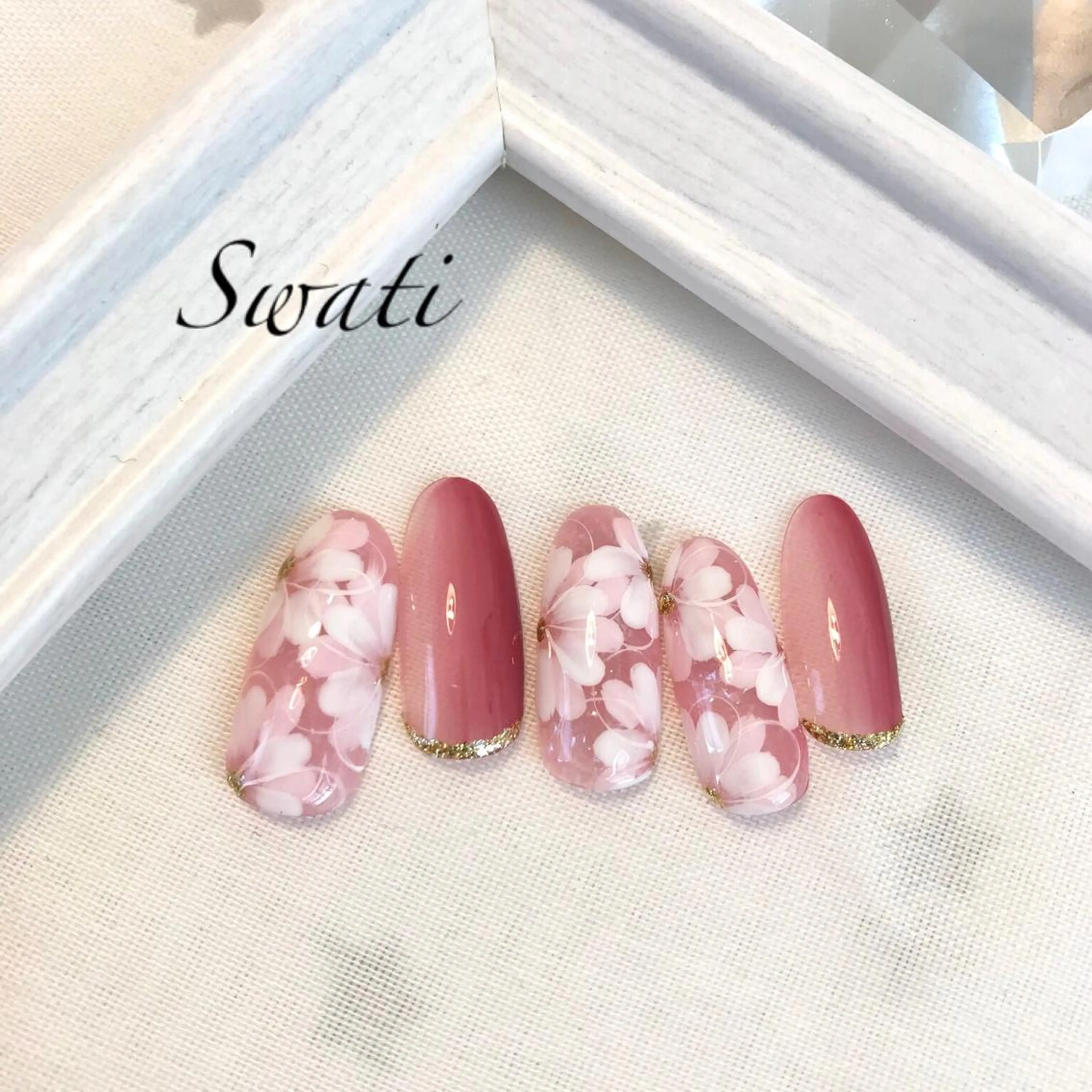 ネイル アートネイル フラワーネイル オフィスネイル シンプルネイル 春ネイル yuko （ネイリスト）のネイルデザイン